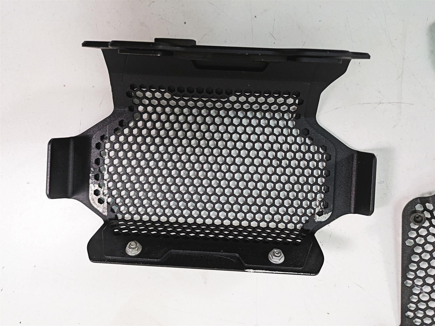 2020 Ducati Hypermotard 950 SP Evotech Radiator Cooler Cylinder Cover Set 74380 {{ shop.shopifyCountryName }} - Mototech271