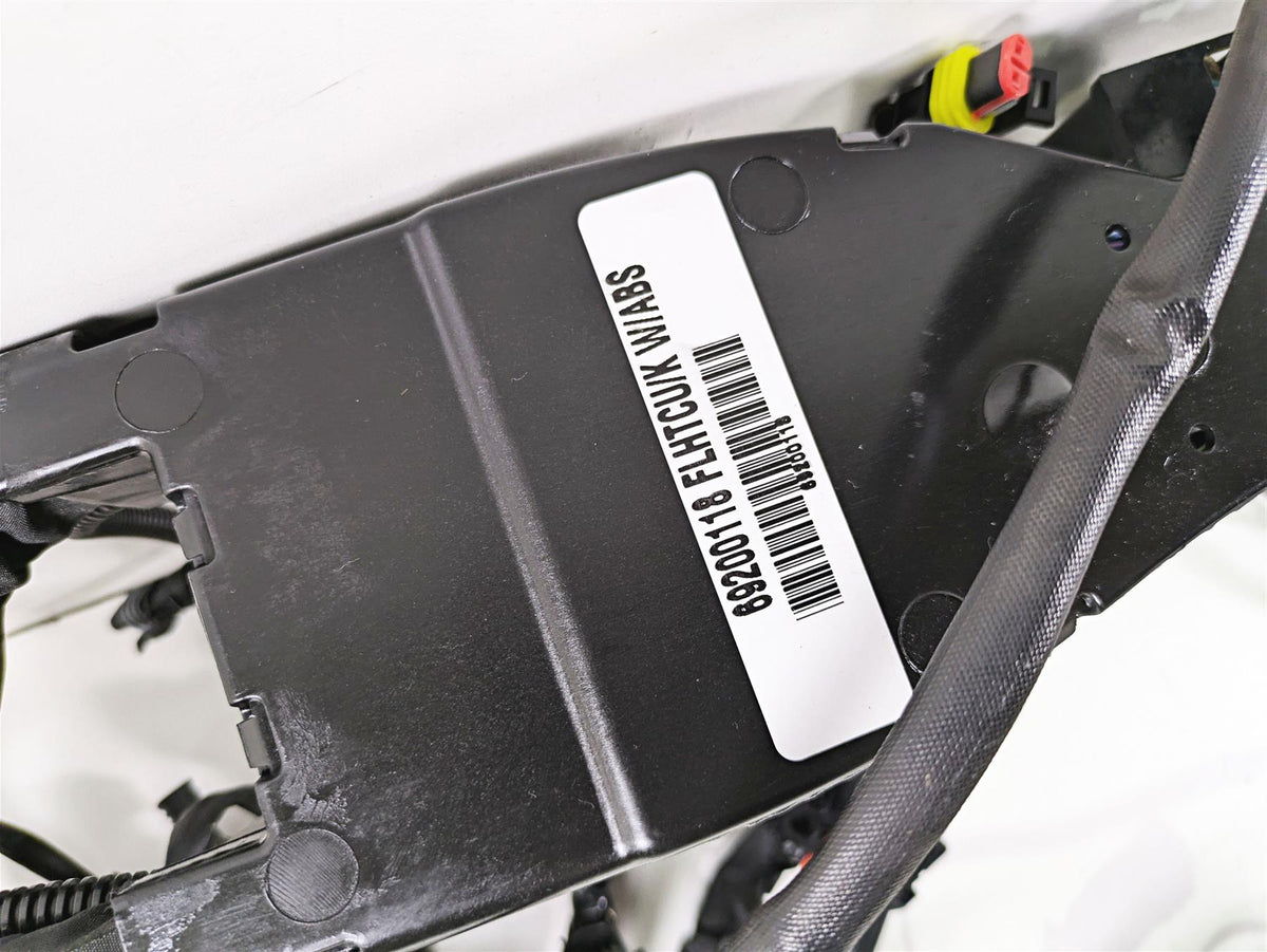 2015 Harley Touring FLHTKL E -Glide Low Main Wiring Harness Loom Abs 69200118 {{ shop.shopifyCountryName }} - Mototech271