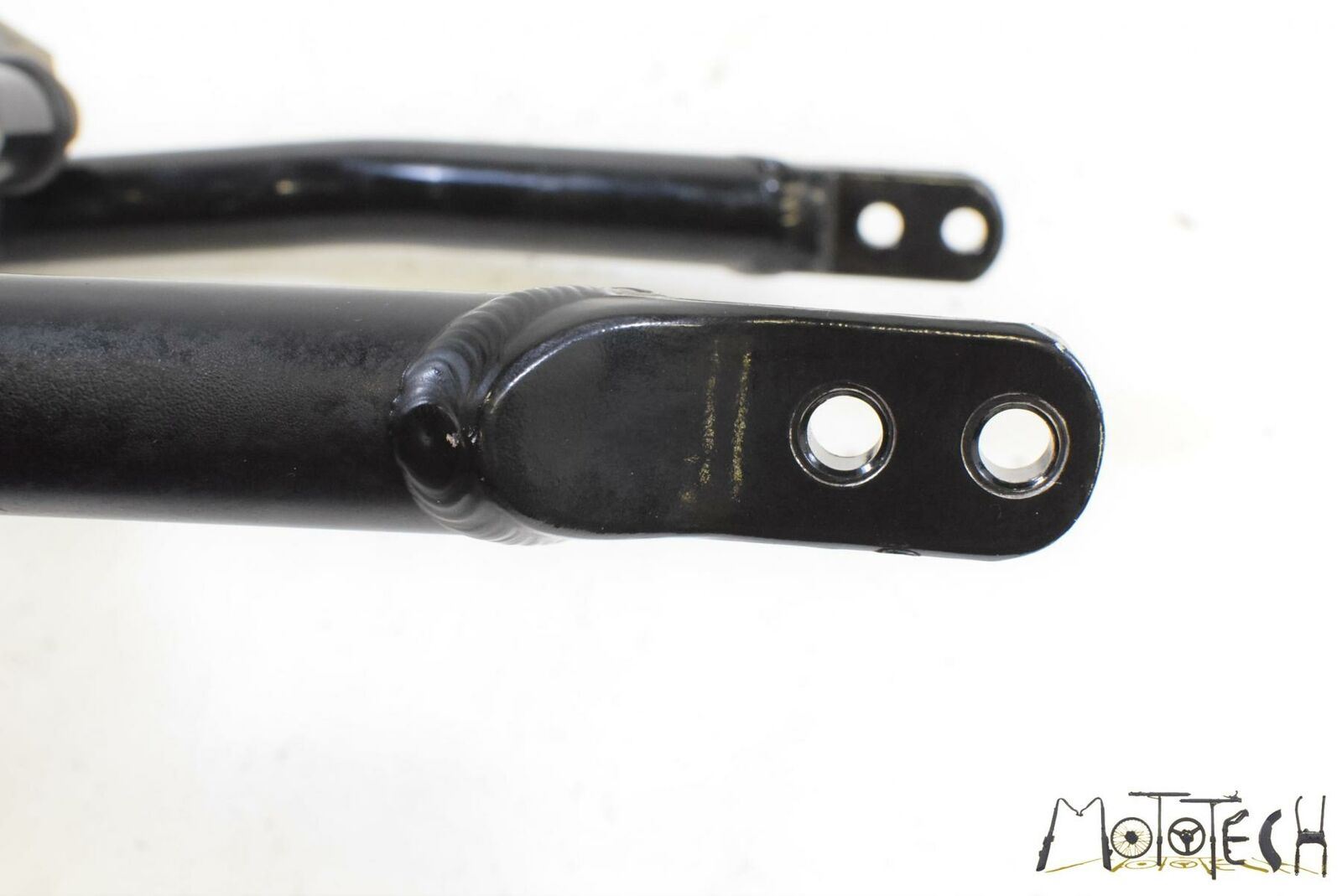2005 Kawasaki ZZR1200 ZX1200 Front Downtube Lower Frame Rails 31064-1246 {{ shop.shopifyCountryName }} - Mototech271