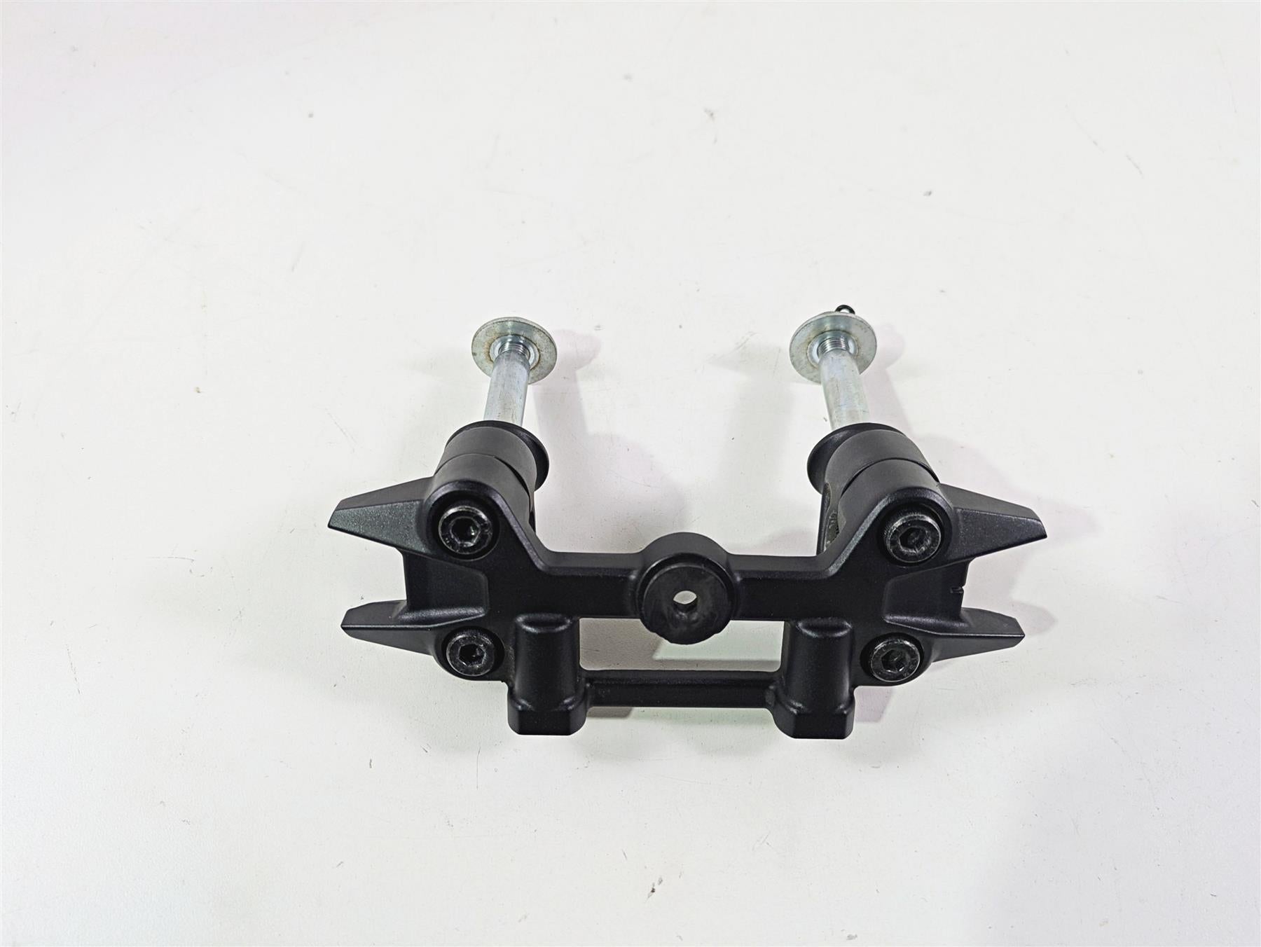 2020 Kawasaki Z900 ZR900 Handlebar Riser Holder Mount Set 46012-0396-18R {{ shop.shopifyCountryName }} - Mototech271