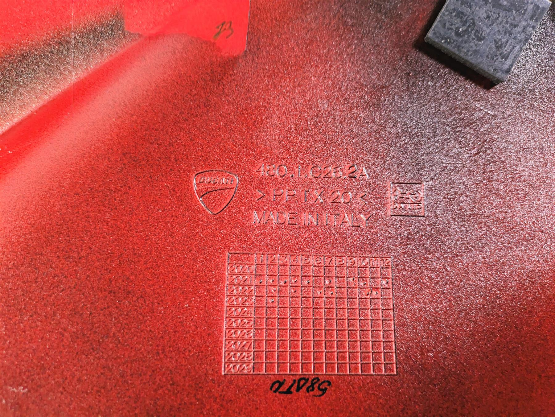 2023 Ducati Monster 937 SP Right Side Tank Cover Fairing 480PC262AD {{ shop.shopifyCountryName }} - Mototech271