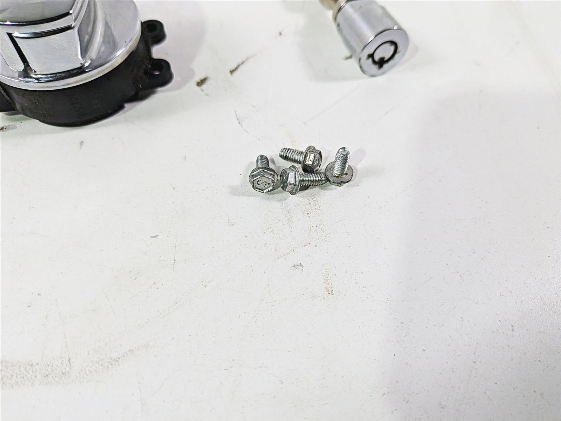 2014 Harley FLS Softail Slim Ignition Switch Key Lock Set 71400076 {{ shop.shopifyCountryName }} - Mototech271
