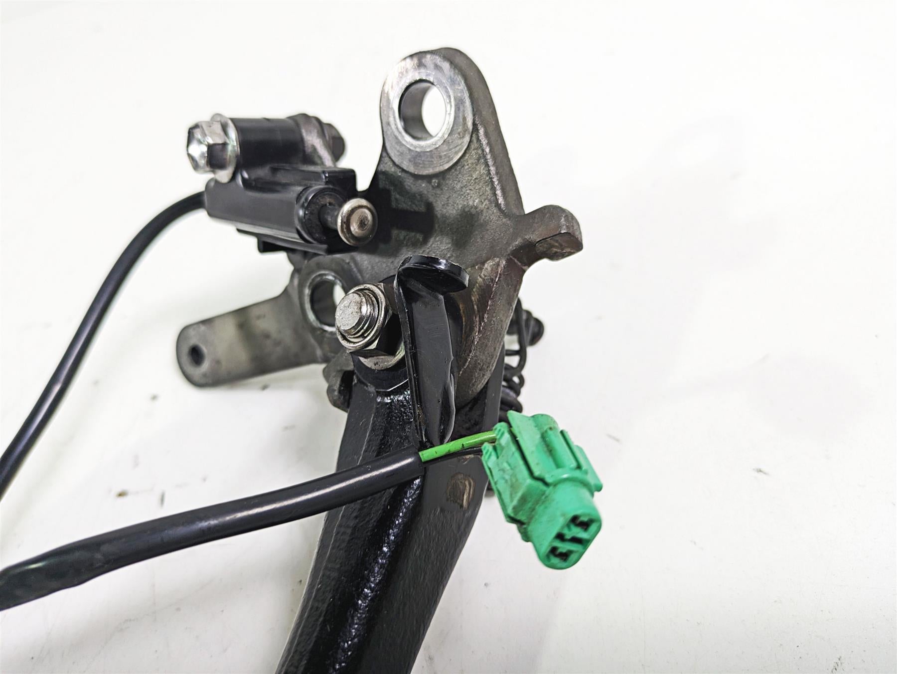 2018 Suzuki GSX1300 R Hayabusa Side Kickstand Kick Stand 42310-24F00 {{ shop.shopifyCountryName }} - Mototech271