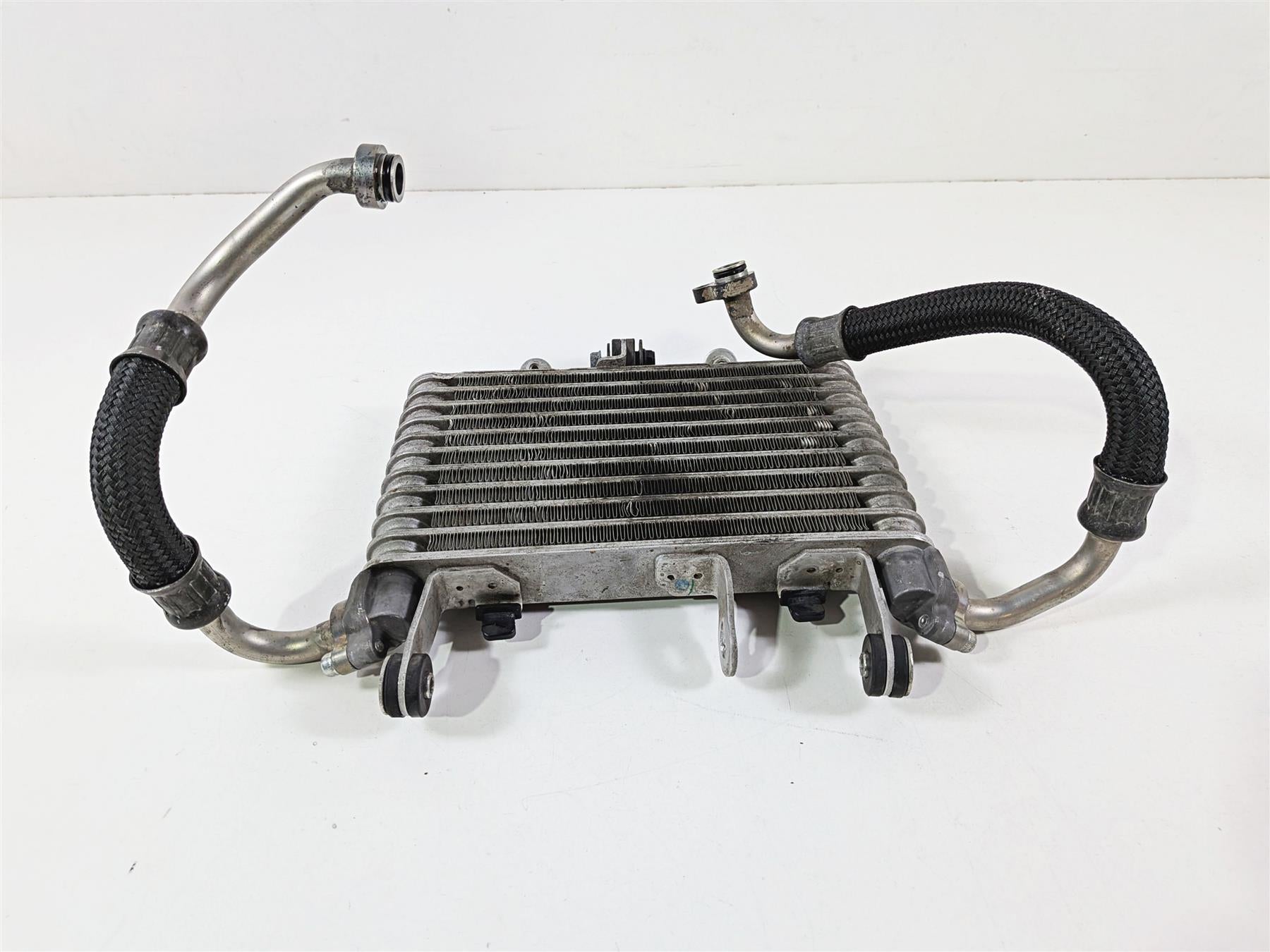 2024 Yamaha YZF R1 RN65 Oil Cooler + Lines & Guard 2CR-13470-00-00 {{ shop.shopifyCountryName }} - Mototech271