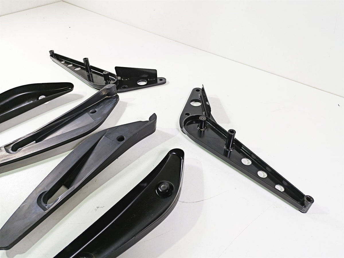 2016 Suzuki M109R VZR1800 Boulevard Rear Fender Strut Cover Set 41630-48G20 {{ shop.shopifyCountryName }} - Mototech271