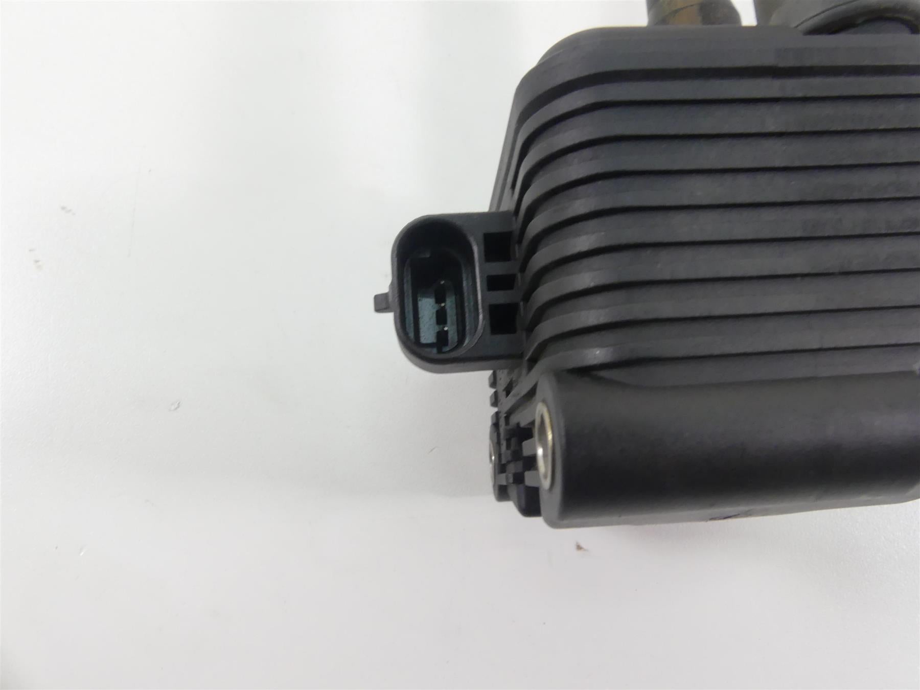 2006 Harley Sportster XL1200 Custom Ignition Coil Wires & Plugs 31655-99 {{ shop.shopifyCountryName }} - Mototech271