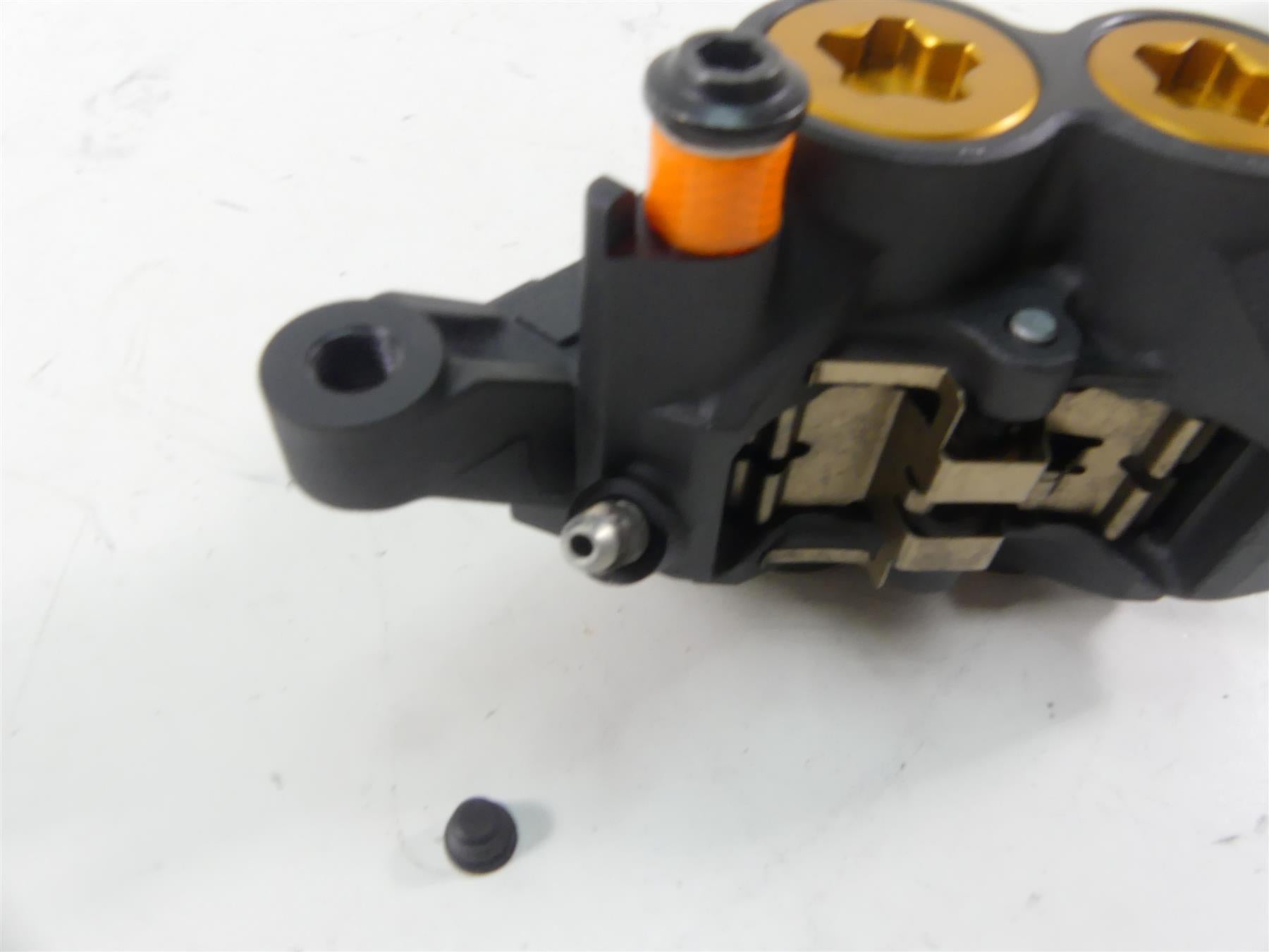 2017 Yamaha XT1200Z Super Tenere Front Brake Caliper Set 23P-2580T-00-00 {{ shop.shopifyCountryName }} - Mototech271