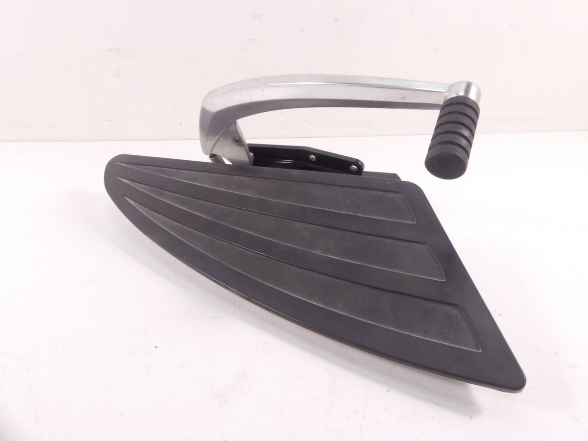 2010 Victory Vision Tour Right Front Rider Foot Board Brake Pedal Set 5135045 {{ shop.shopifyCountryName }} - Mototech271