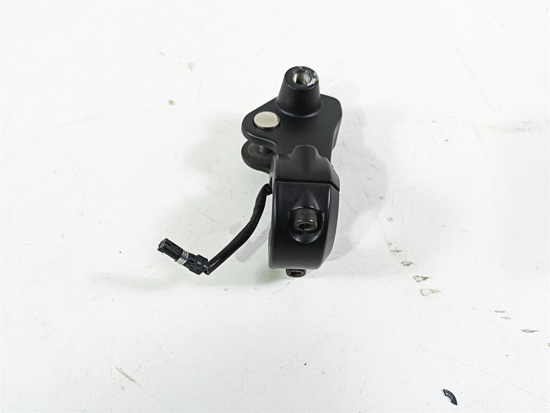 2018 Indian Chieftain Dark Horse Clutch Perch & Safety Switch 1323459 1327351 {{ shop.shopifyCountryName }} - Mototech271