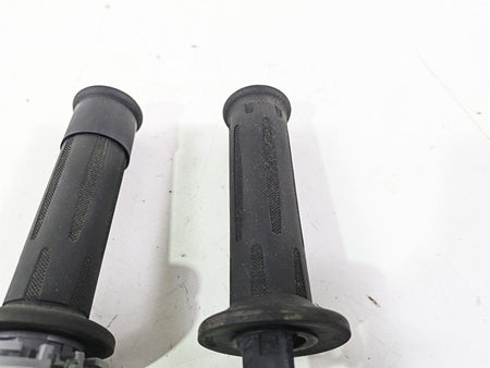 2015 BMW R nineT K21 Left Right Hand Grip Set 61317721849 61317714236 {{ shop.shopifyCountryName }} - Mototech271