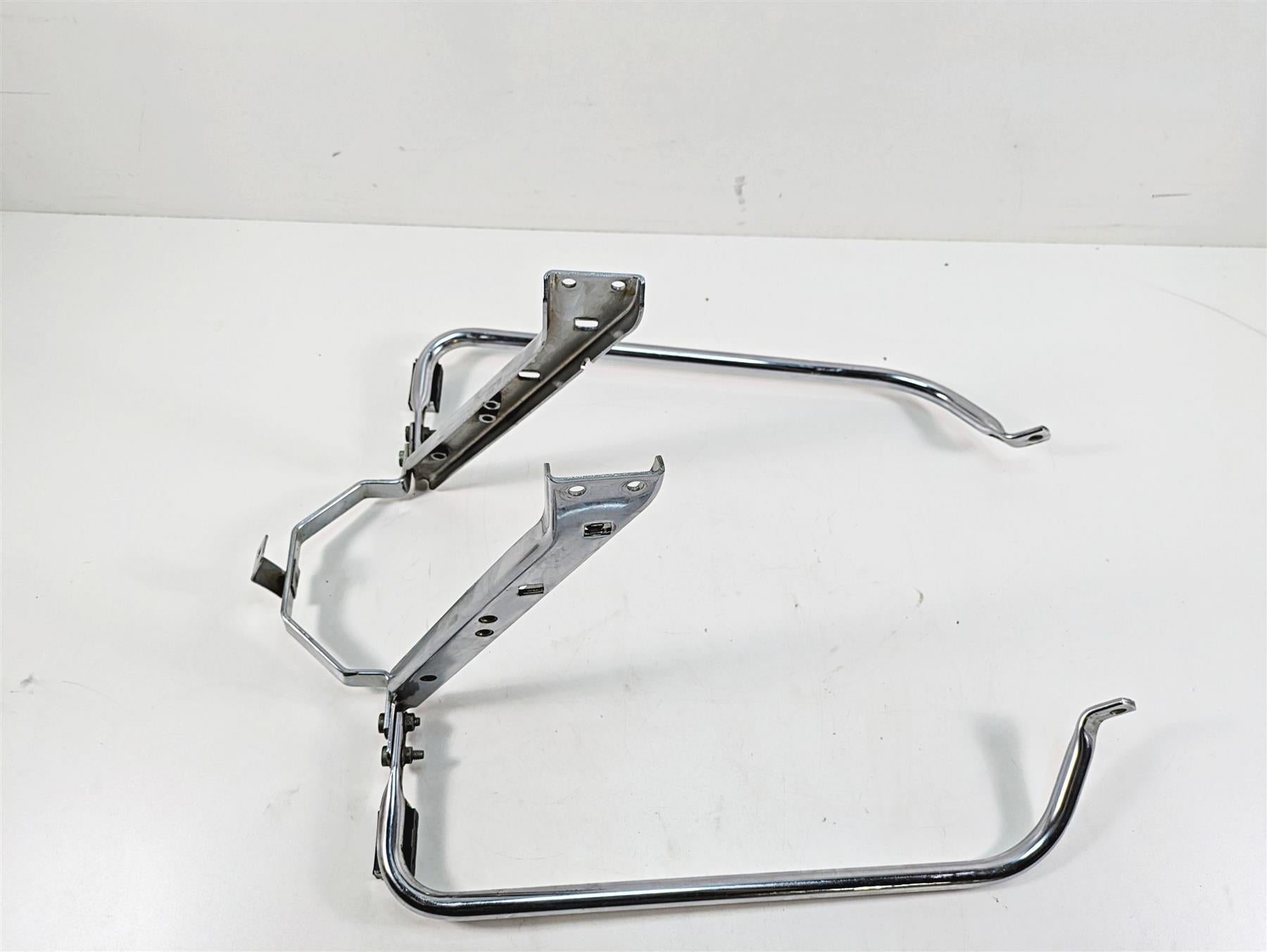 2006 Harley Touring FLHXI Street Glide Saddlebag Mount Bracket Set 90720-79C {{ shop.shopifyCountryName }} - Mototech271