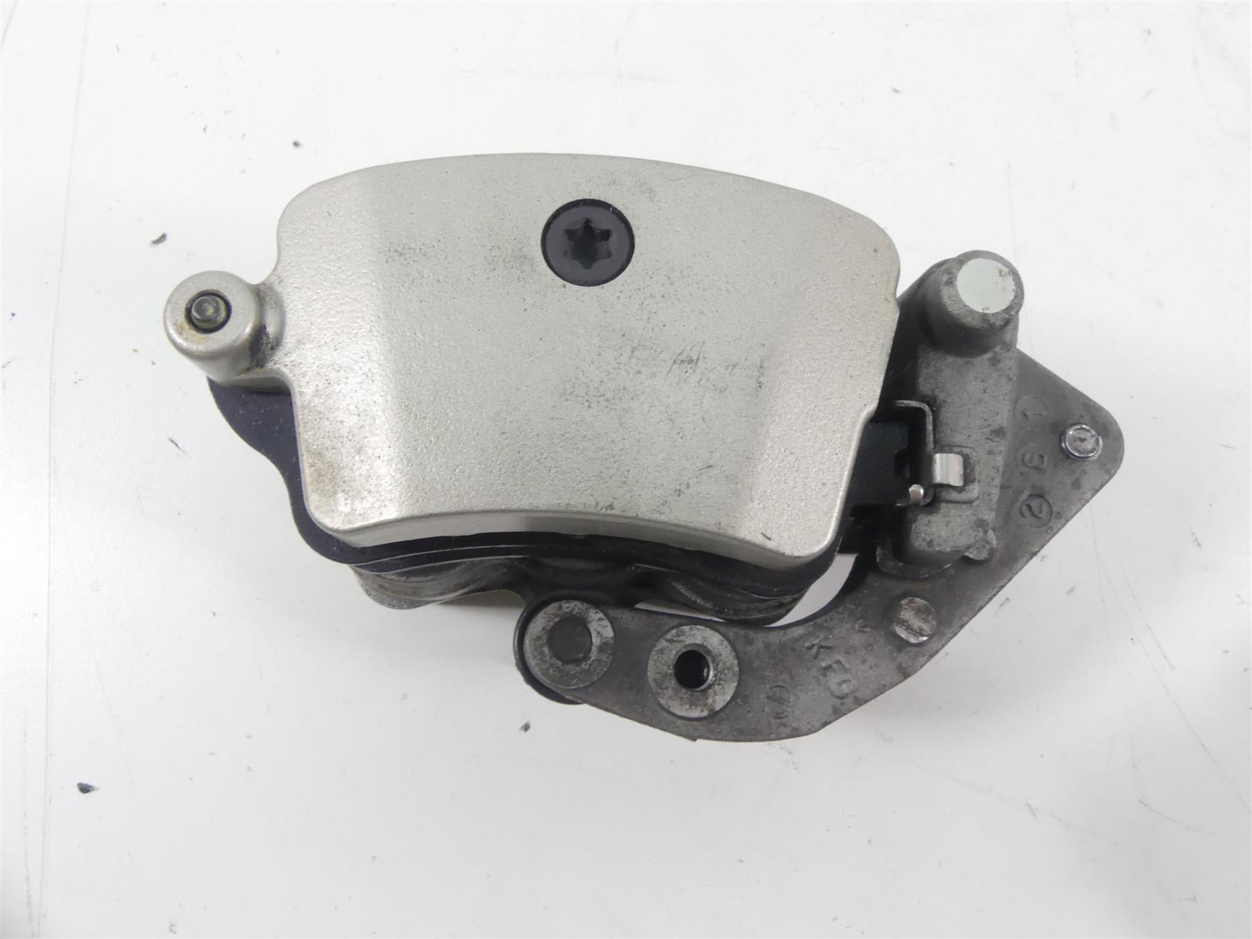 2003 Honda VTX1800R Front Nissin Brake Caliper Set 45150-MCV-006 {{ shop.shopifyCountryName }} - Mototech271