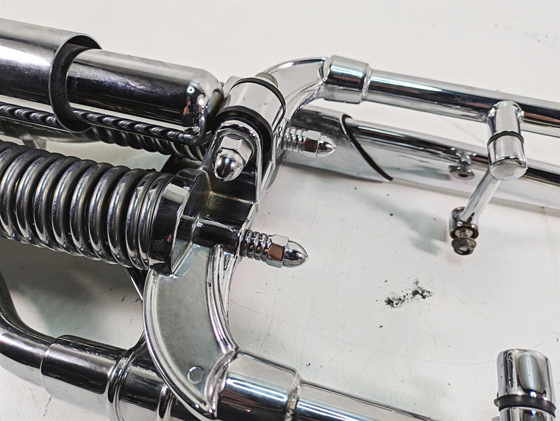 2000 Harley FXSTS Softail Springer Chrome Springer Front End Fork 45569-00 {{ shop.shopifyCountryName }} - Mototech271