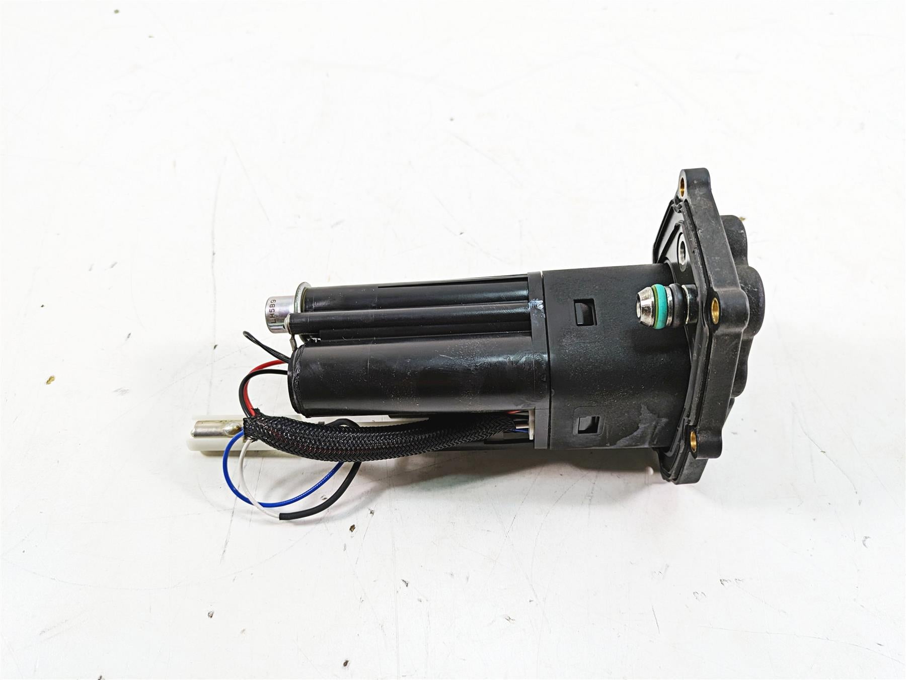 2016 Ducati Panigale 1299 S Fuel Gas Petrol Pump Tested 16024272A {{ shop.shopifyCountryName }} - Mototech271