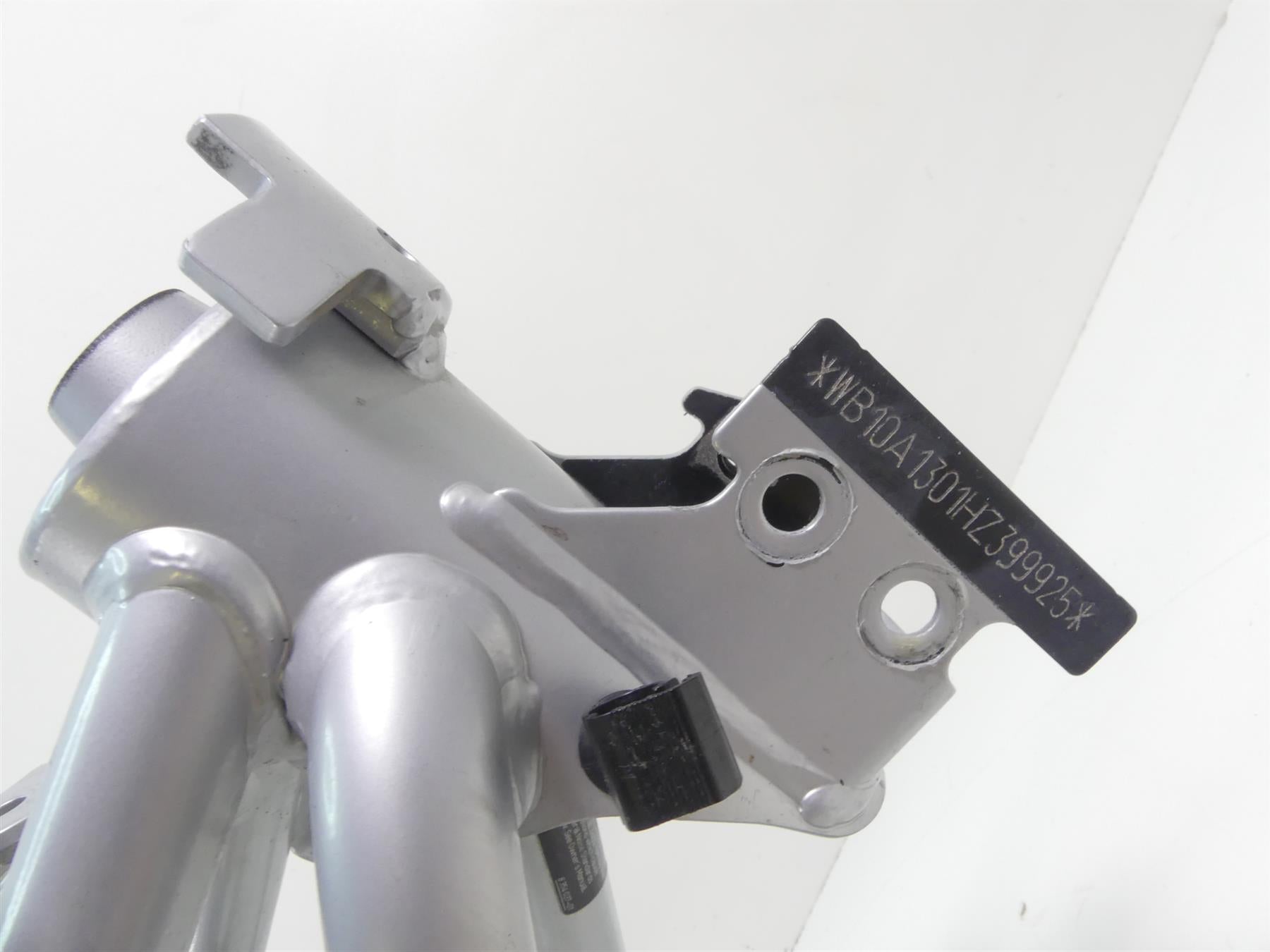 2017 BMW R1200RT K52 Straight Main Frame Chassis Slvg TL 46518550716 46518387840 {{ shop.shopifyCountryName }} - Mototech271