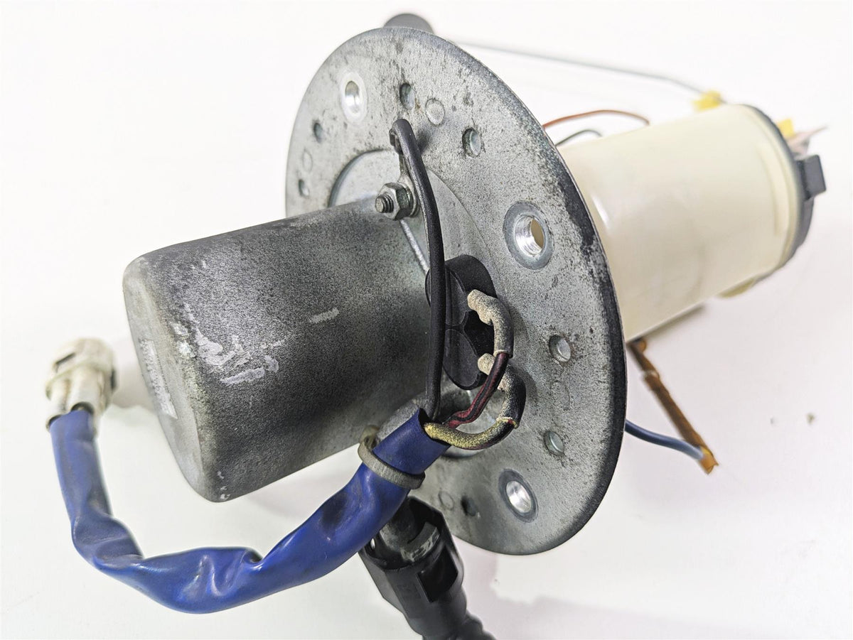 2006 Suzuki GSXR1000 K6 Fuel Gas Petrol Pump READ 15100-41G00 {{ shop.shopifyCountryName }} - Mototech271