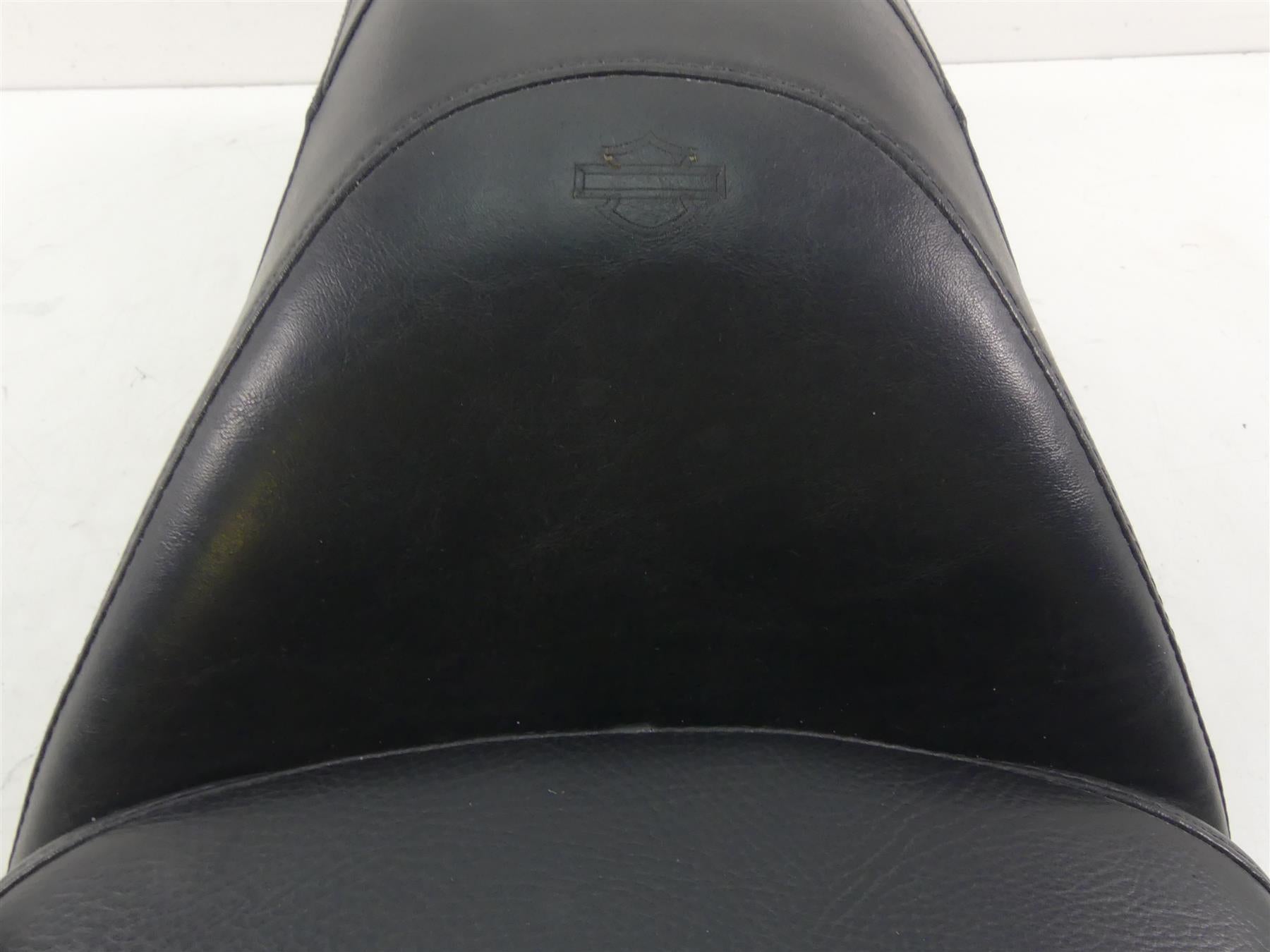 2000 Harley Dyna FXR4 CVO Super Glide Driver Rider Seat Saddle - Read 52450-99 {{ shop.shopifyCountryName }} - Mototech271