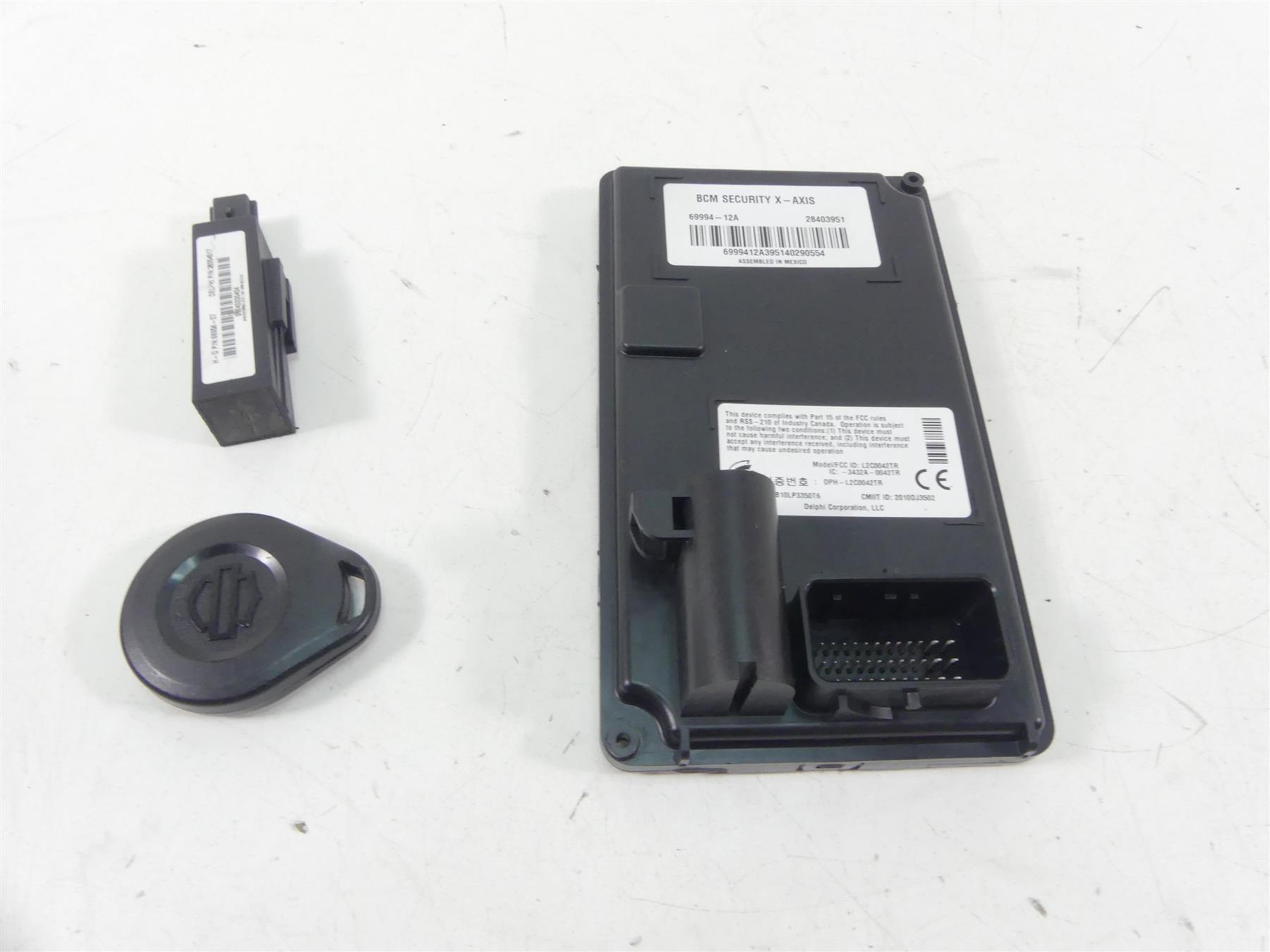 2014 Harley Touring FLHTK Electra Glide Bcm Security X-Axis Fob Key 69994-12 {{ shop.shopifyCountryName }} - Mototech271