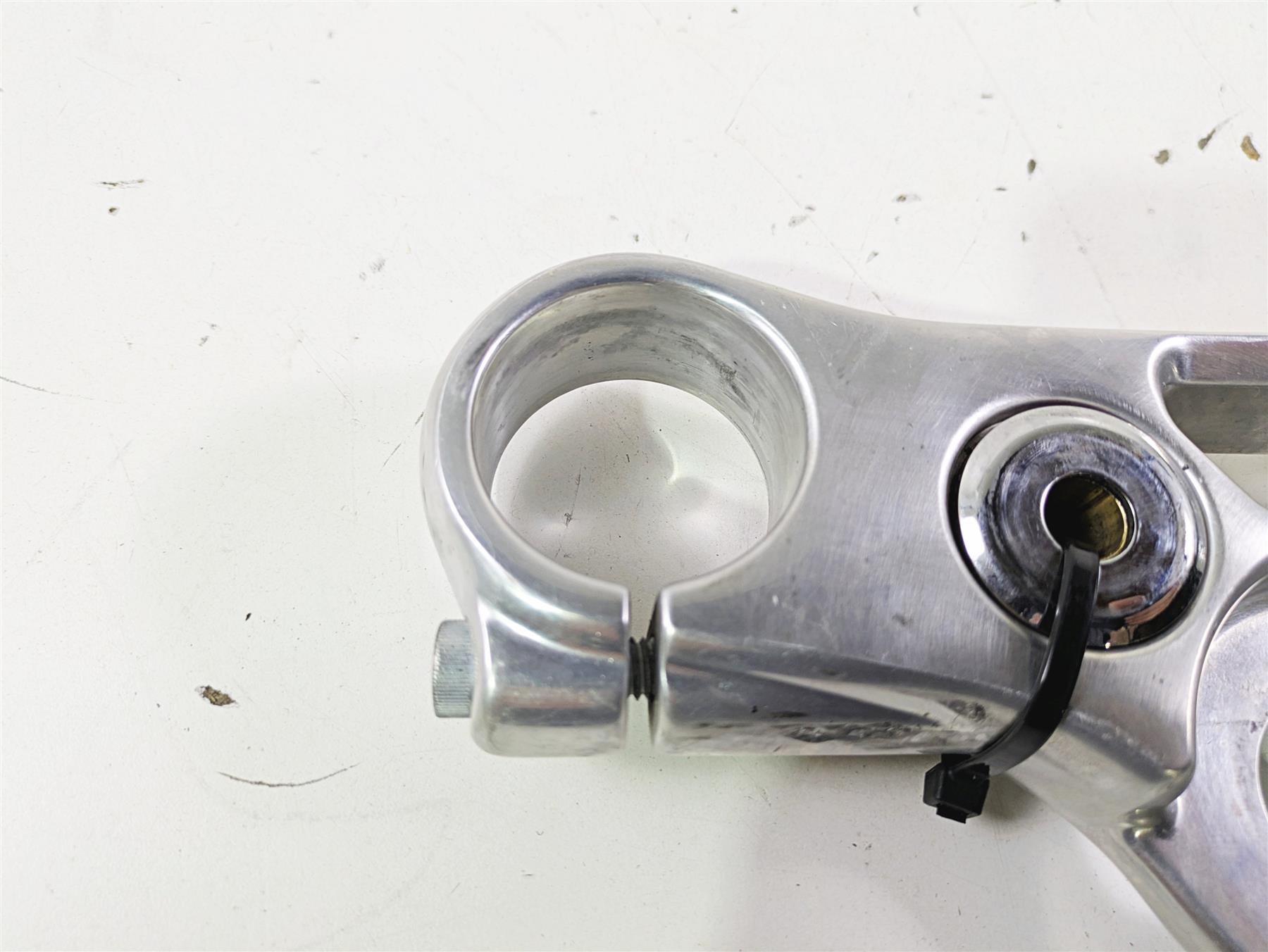 2011 Harley FXDC Dyna Super Glide Upper Triple Tree Clamp 49mm 45538-08 {{ shop.shopifyCountryName }} - Mototech271