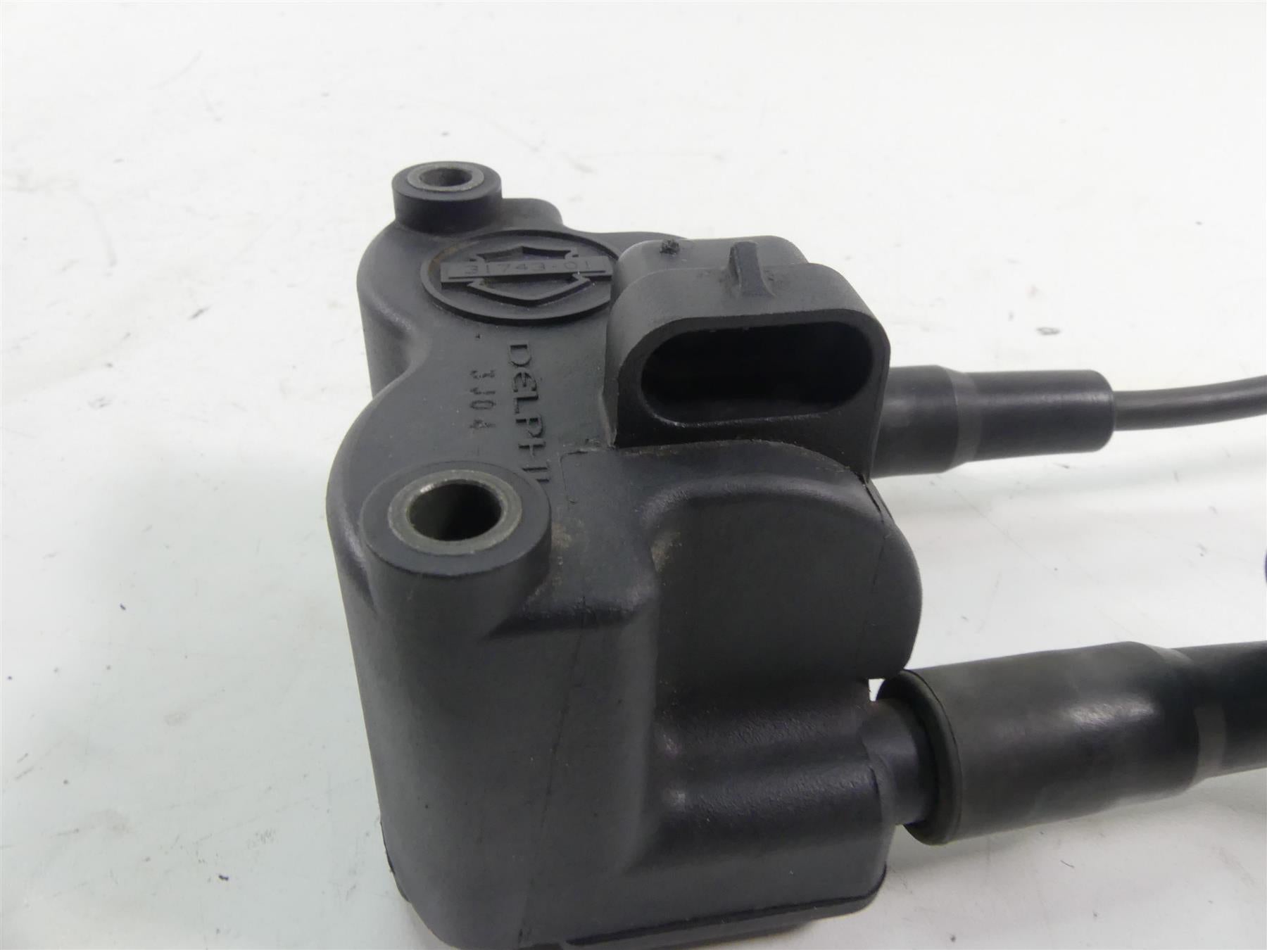 2004 Harley Softail FXSTD SE CVO Deuce Ignition Coil & Chrome Cover 31743-01 {{ shop.shopifyCountryName }} - Mototech271