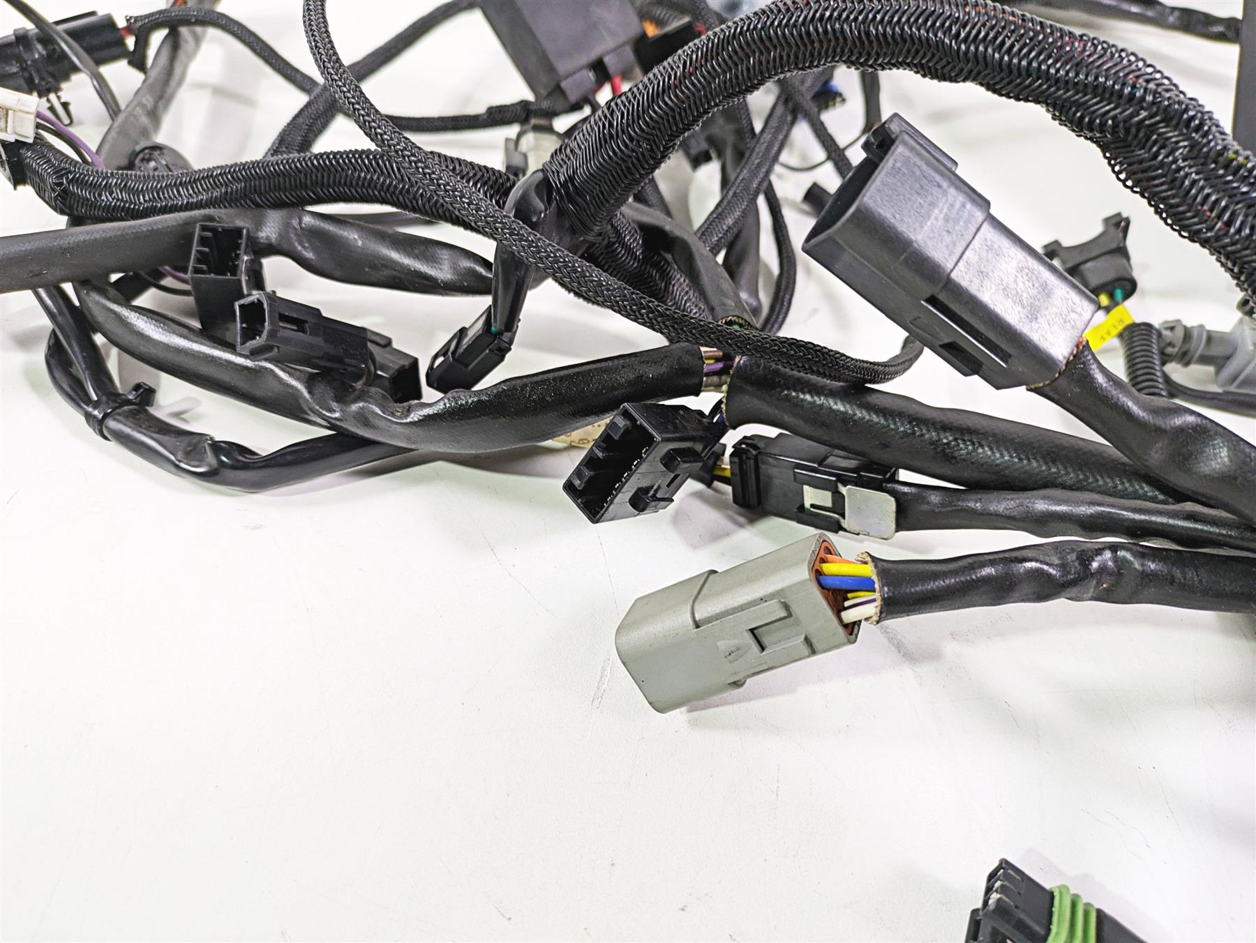 2006 Harley VRSCR Street V-Rod Main & Engine Wiring Harness 70162-06 {{ shop.shopifyCountryName }} - Mototech271