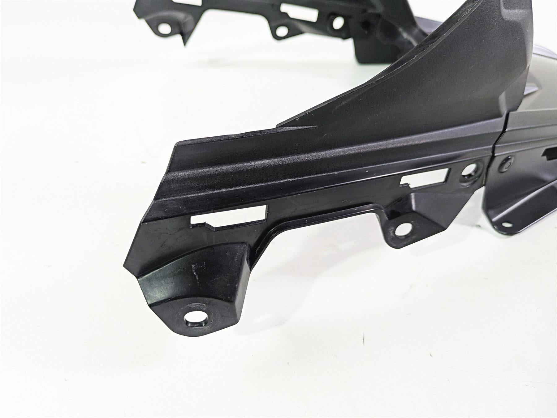 2020 Suzuki V-Strom 1050 XT Headlight Cover & Upper Fender Set 94411-06L00 {{ shop.shopifyCountryName }} - Mototech271