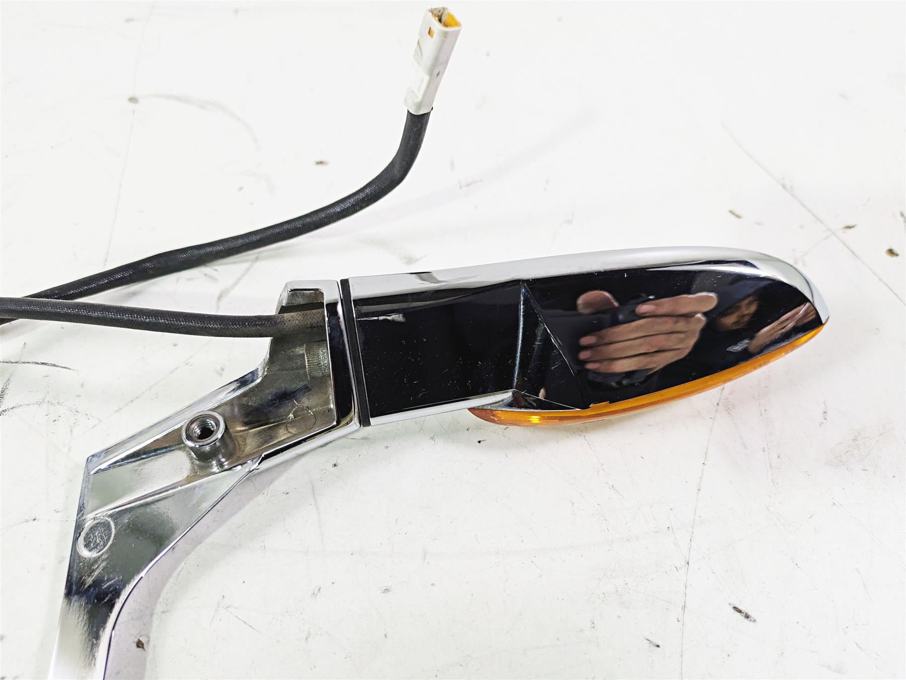 2012 Victory Cross Country Rear Turn Signal Blinker & Mount 5136613 {{ shop.shopifyCountryName }} - Mototech271