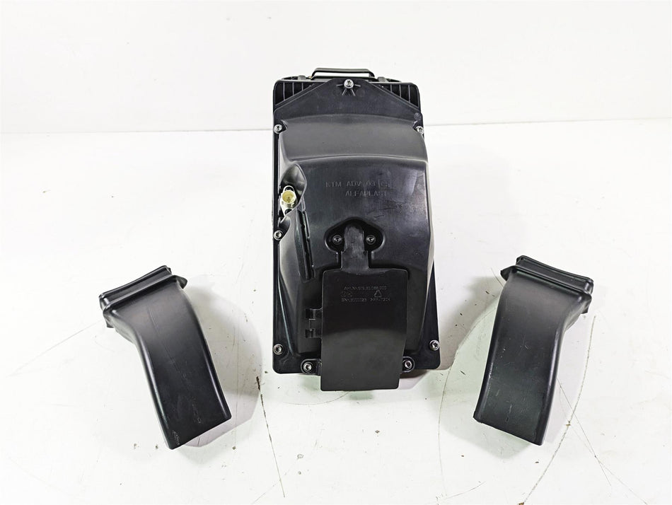 2022 KTM 1290 Super Adventure S Air Box Cleaner Breather & Ducts 61906001000 {{ shop.shopifyCountryName }} - Mototech271