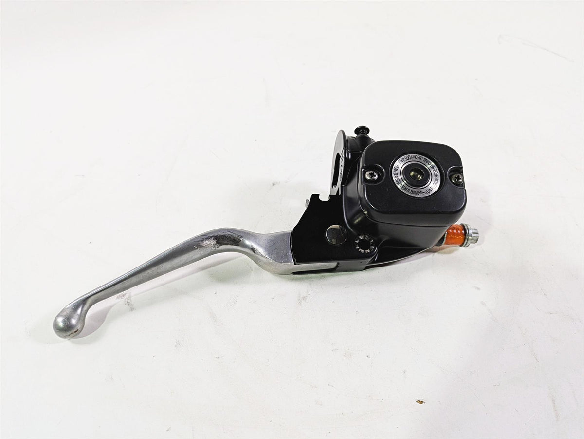 2016 Harley FXDL Dyna Low Rider Front Brake Master Cylinder 11/16" 45170-08F {{ shop.shopifyCountryName }} - Mototech271