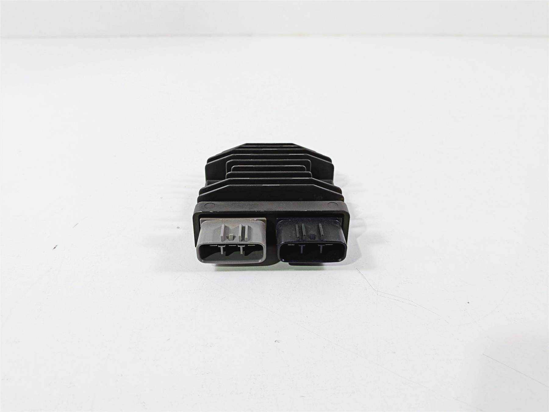 2021 Yamaha YXZ1000R EPS SS SE Rectifier Voltage Regulator B5H-81960-00 FH027DA {{ shop.shopifyCountryName }} - Mototech271