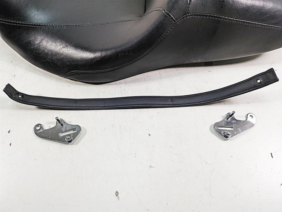 2020 Harley Touring FLHX Street Glide Duo Rider Driver Low Seat Saddle 52320-11 {{ shop.shopifyCountryName }} - Mototech271