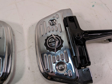 2006 Harley Touring FLHTCUI Electra Glide Passenger Floor Board Set 52719-93B {{ shop.shopifyCountryName }} - Mototech271