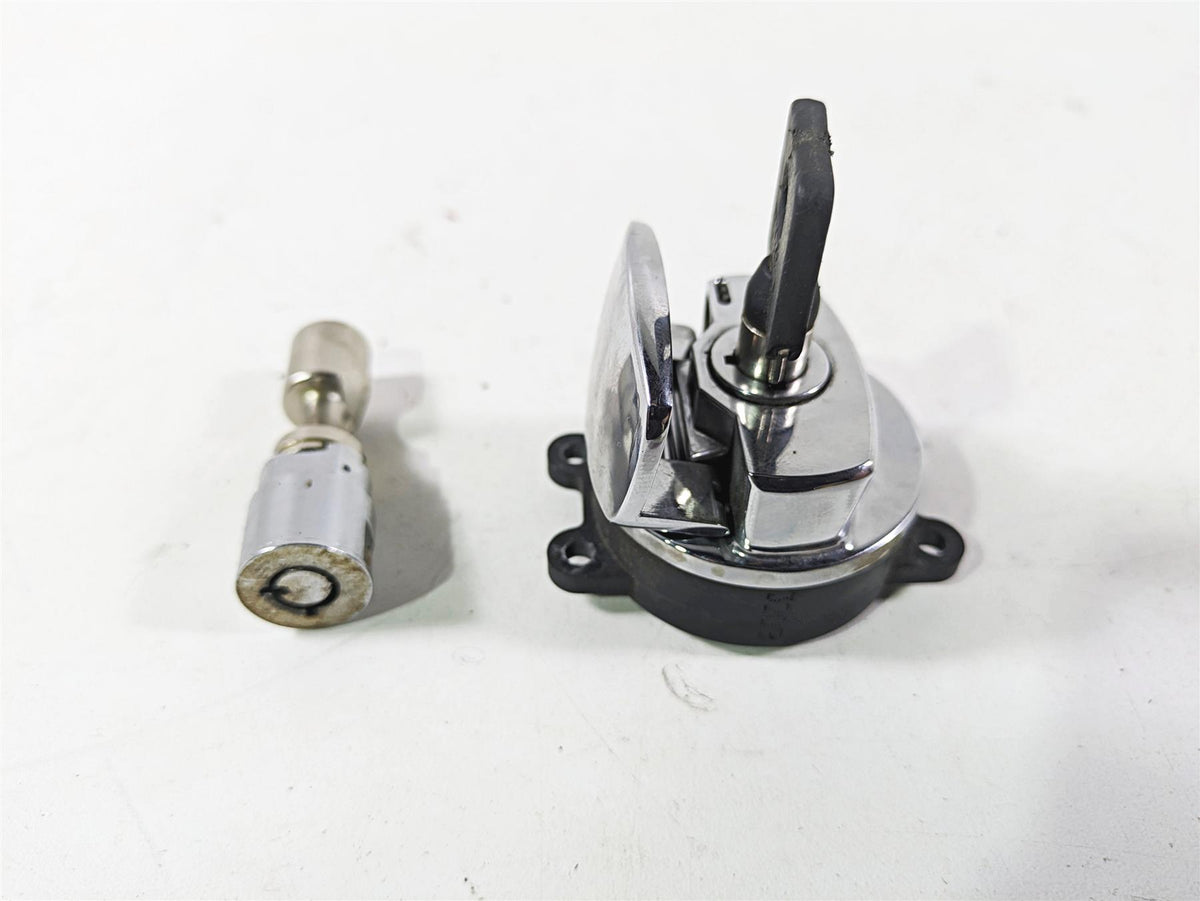 2003 Harley FLSTC Softail Heritage 100th Ignition Switch Key Lock Set 71450-04 {{ shop.shopifyCountryName }} - Mototech271