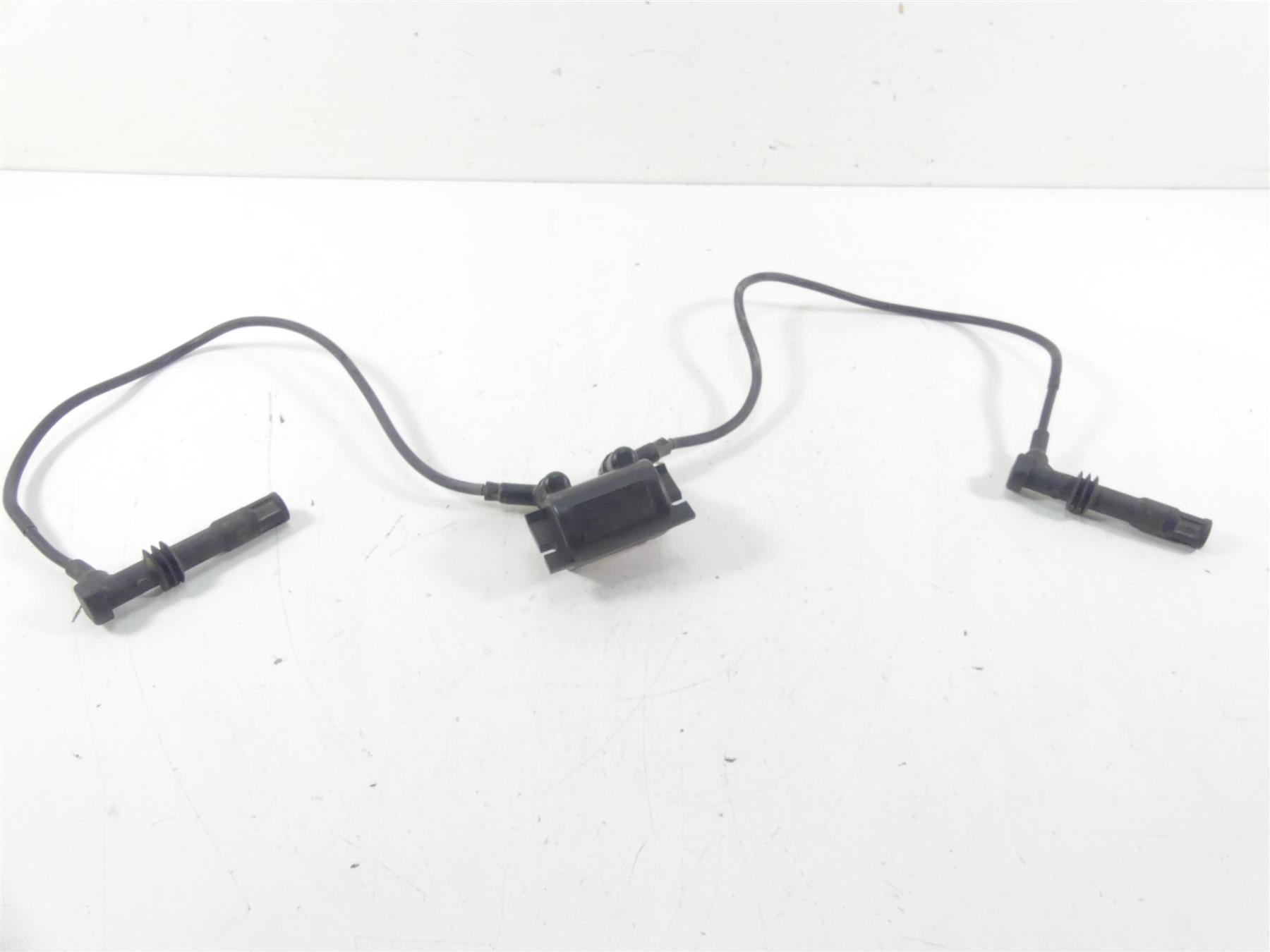 1999 BMW R1100 GS 259E Ignition Coil Wires Plug Set 12131341978 {{ shop.shopifyCountryName }} - Mototech271