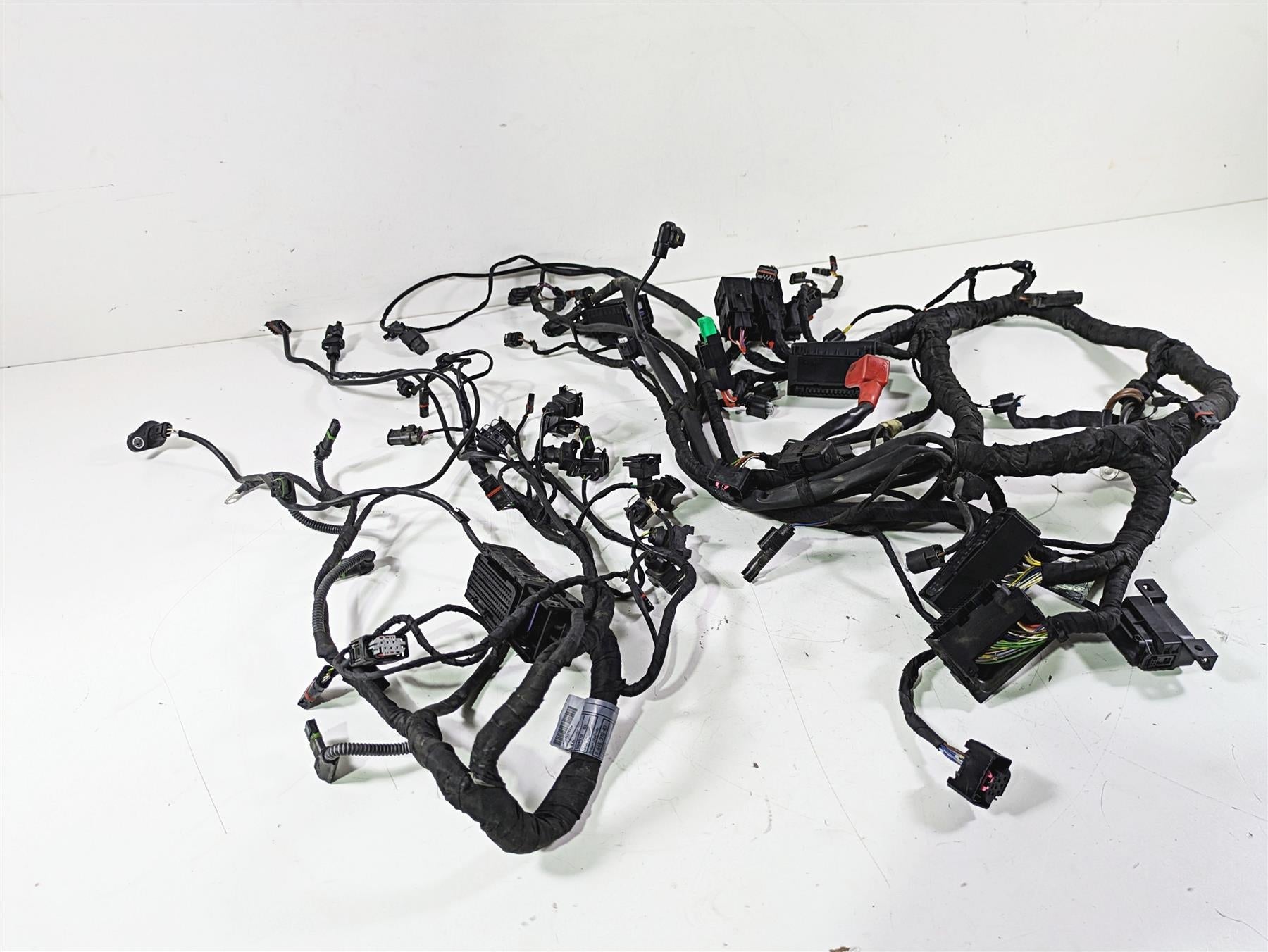 2019 BMW S1000XR K49 Main & Engine Wiring Harness Abs Esa - No Cuts 61118358423 {{ shop.shopifyCountryName }} - Mototech271