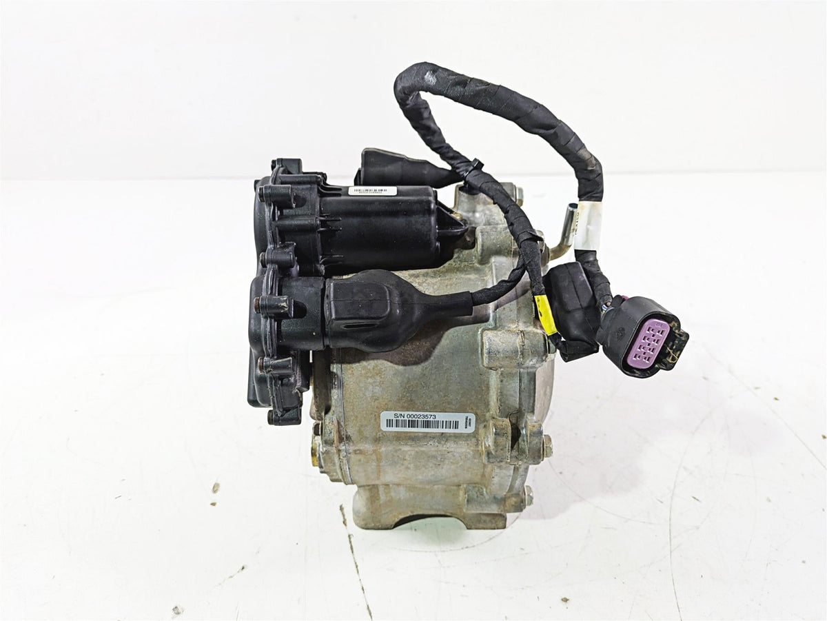 2023 Can Am Maverick X3 XMR Turbo RR Front Differential Box Smart Lock 705402936 {{ shop.shopifyCountryName }} - Mototech271