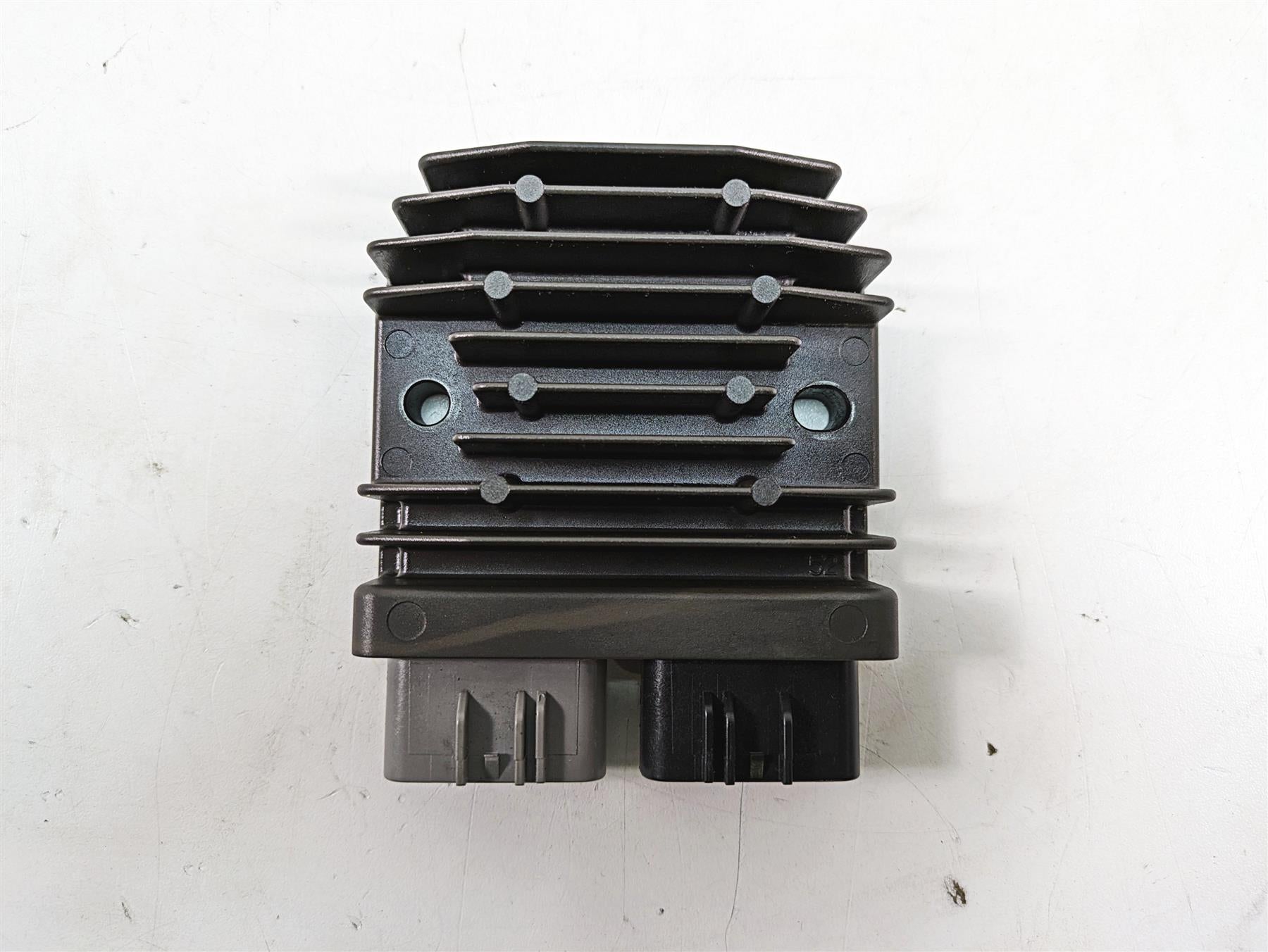 2016 Ducati Panigale 1299 S Rectifier Voltage Regulator 54040301B FH020AA {{ shop.shopifyCountryName }} - Mototech271