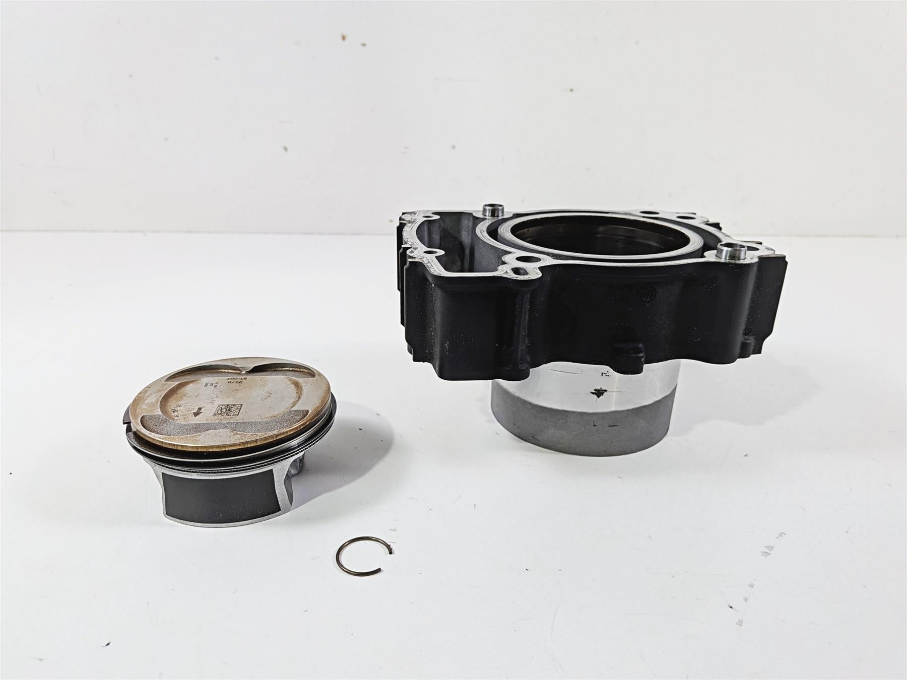 2021 Indian Scout 1200 Rear Cylinder Jug And Piston Set 395miles Only 3022487 {{ shop.shopifyCountryName }} - Mototech271