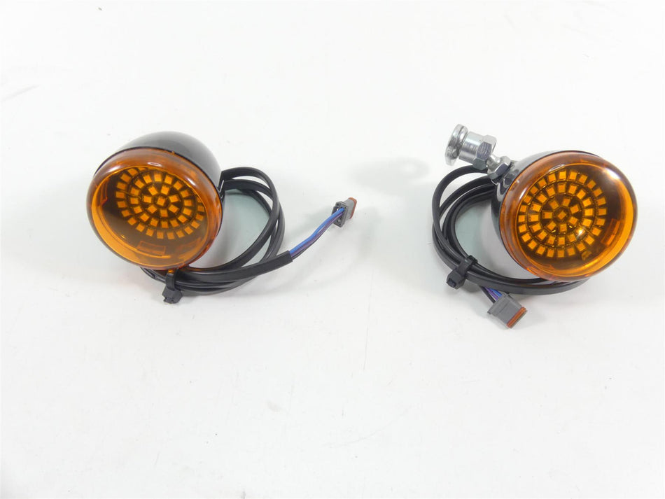 2022 Harley Softail FXBBS Street Bob Front Led Blinker Turn Signal Set 67800523 {{ shop.shopifyCountryName }} - Mototech271