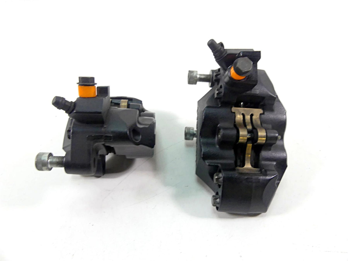 2011 Victory Cross Country Front Brake Caliper Set 1911513 1911512 {{ shop.shopifyCountryName }} - Mototech271