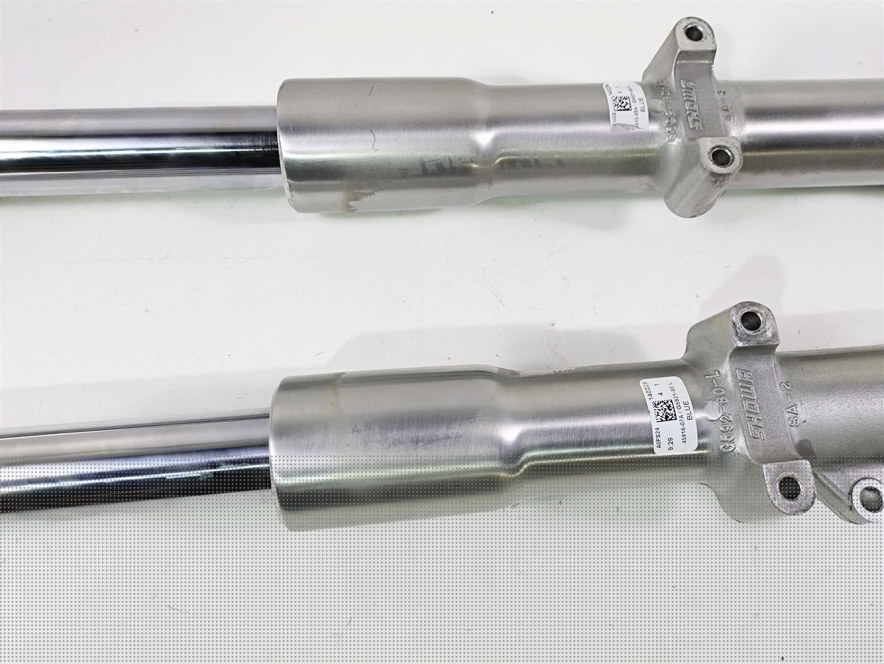 2014 Harley FLS Softail Slim Showa Front Fork Leg Set 45915-08A 45916-07A {{ shop.shopifyCountryName }} - Mototech271