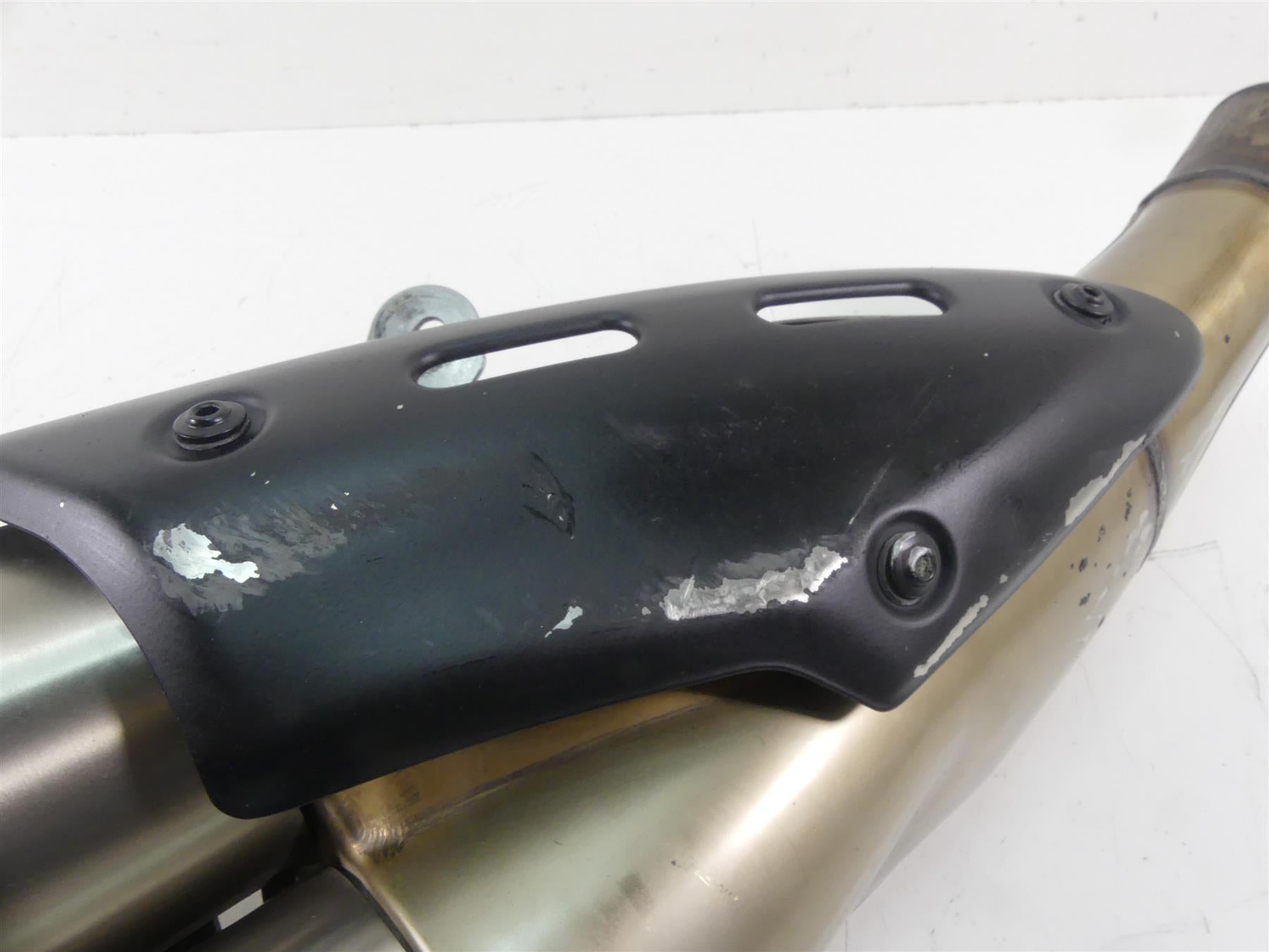2015 Ducati Diavel Carbon Red Oem Exhaust Muffler Pipe Silencer Damper 57322021B {{ shop.shopifyCountryName }} - Mototech271