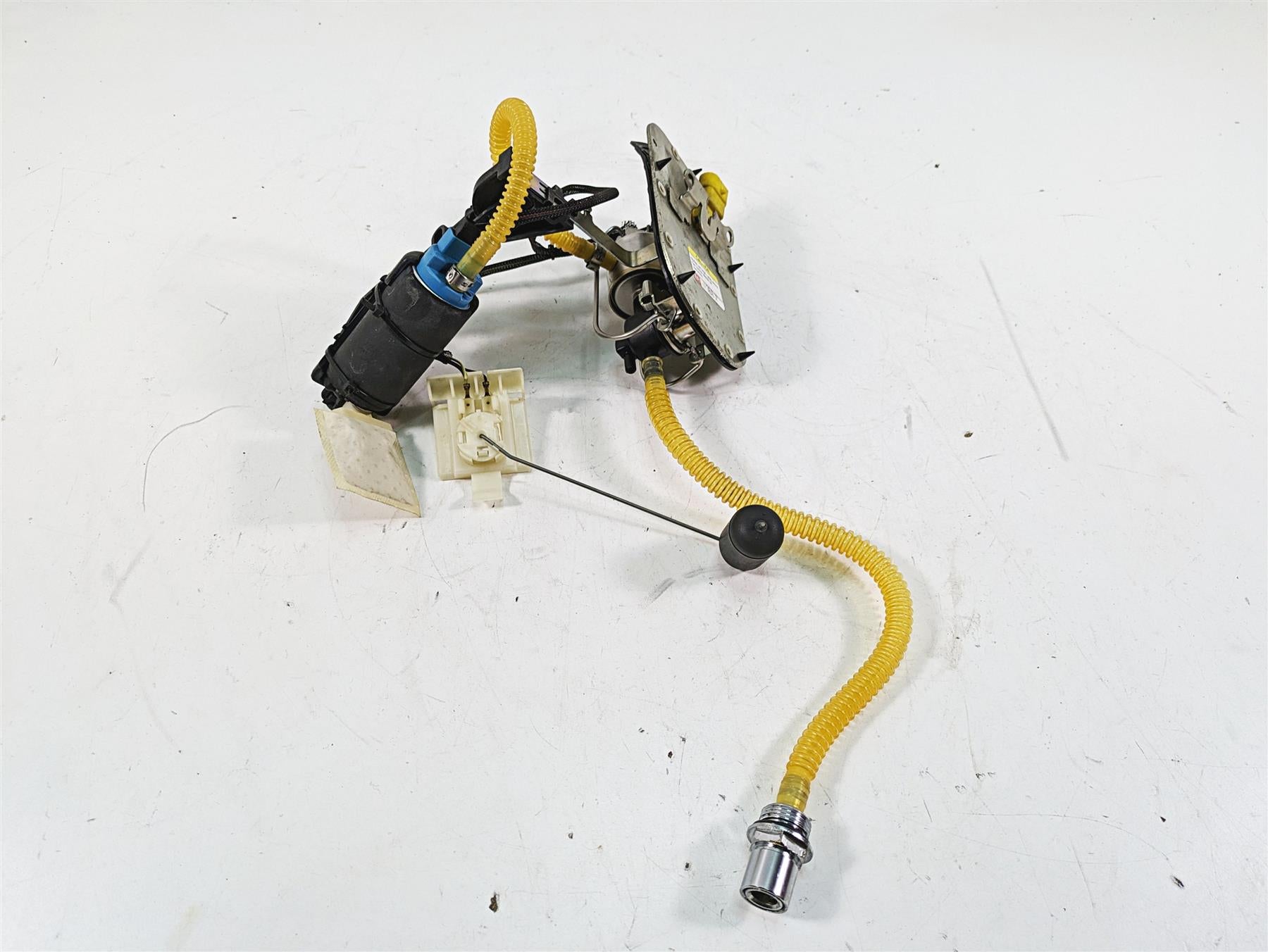 2006 Harley Softail FXSTSI Springer Fuel Gas Petrol Pump -Tested 75132-06 {{ shop.shopifyCountryName }} - Mototech271