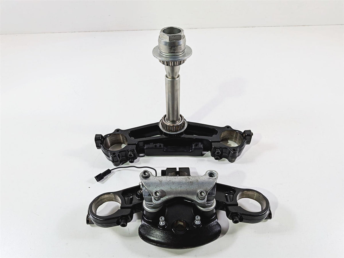 2016 Harley Touring FLHX Street Glide Upper Lower Triple Tree Riser Set 45900091 {{ shop.shopifyCountryName }} - Mototech271