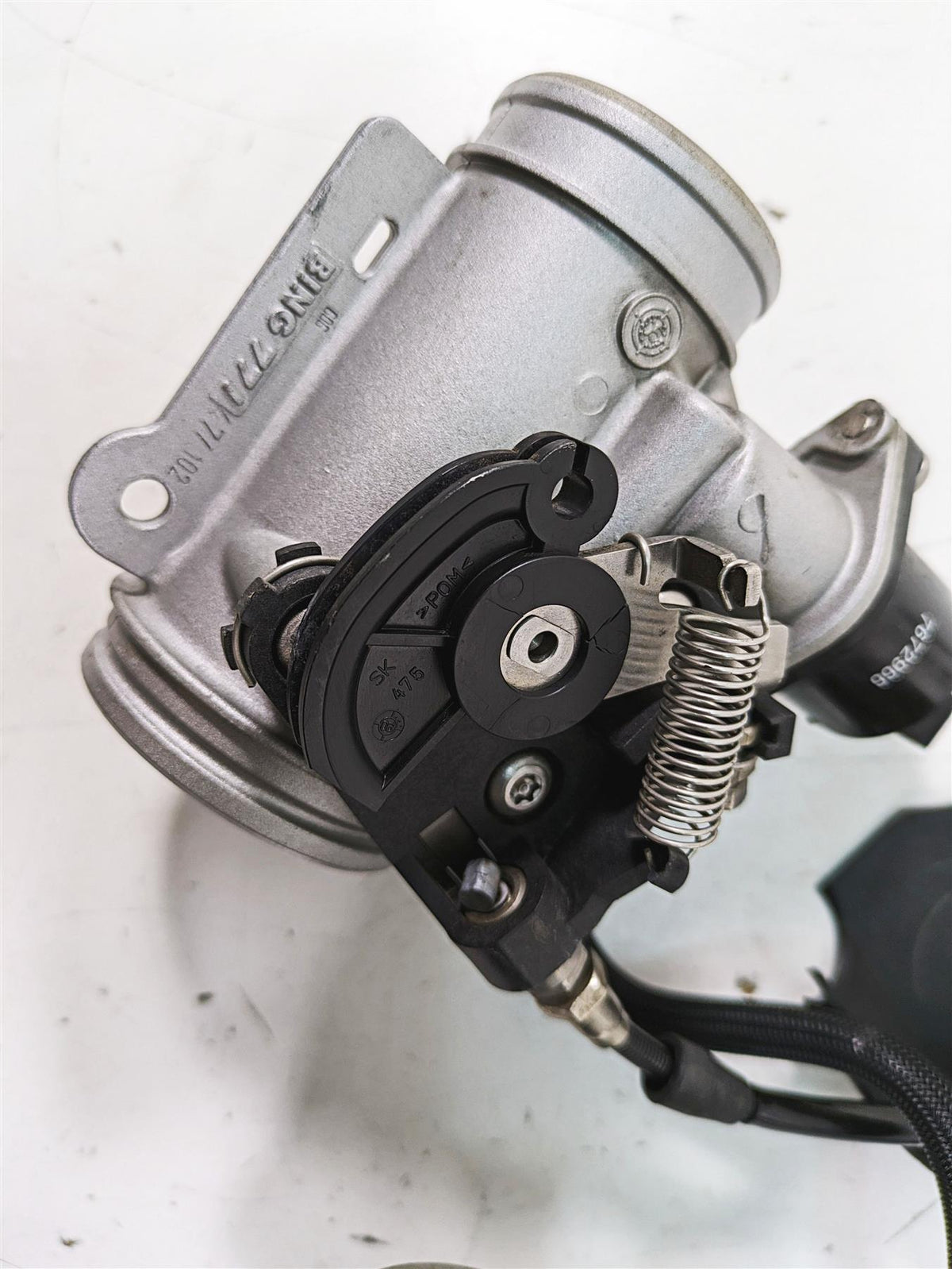 2007 BMW R1200GS K255 Adv Throttle Body Bodies Set & Cables - Read 13547672731 {{ shop.shopifyCountryName }} - Mototech271
