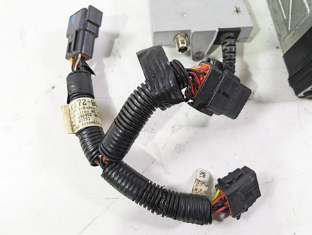 2007 Harley Touring FLHTCU SE CVO E-Glide Radio Cd Player & Cb Module 76160-06 {{ shop.shopifyCountryName }} - Mototech271