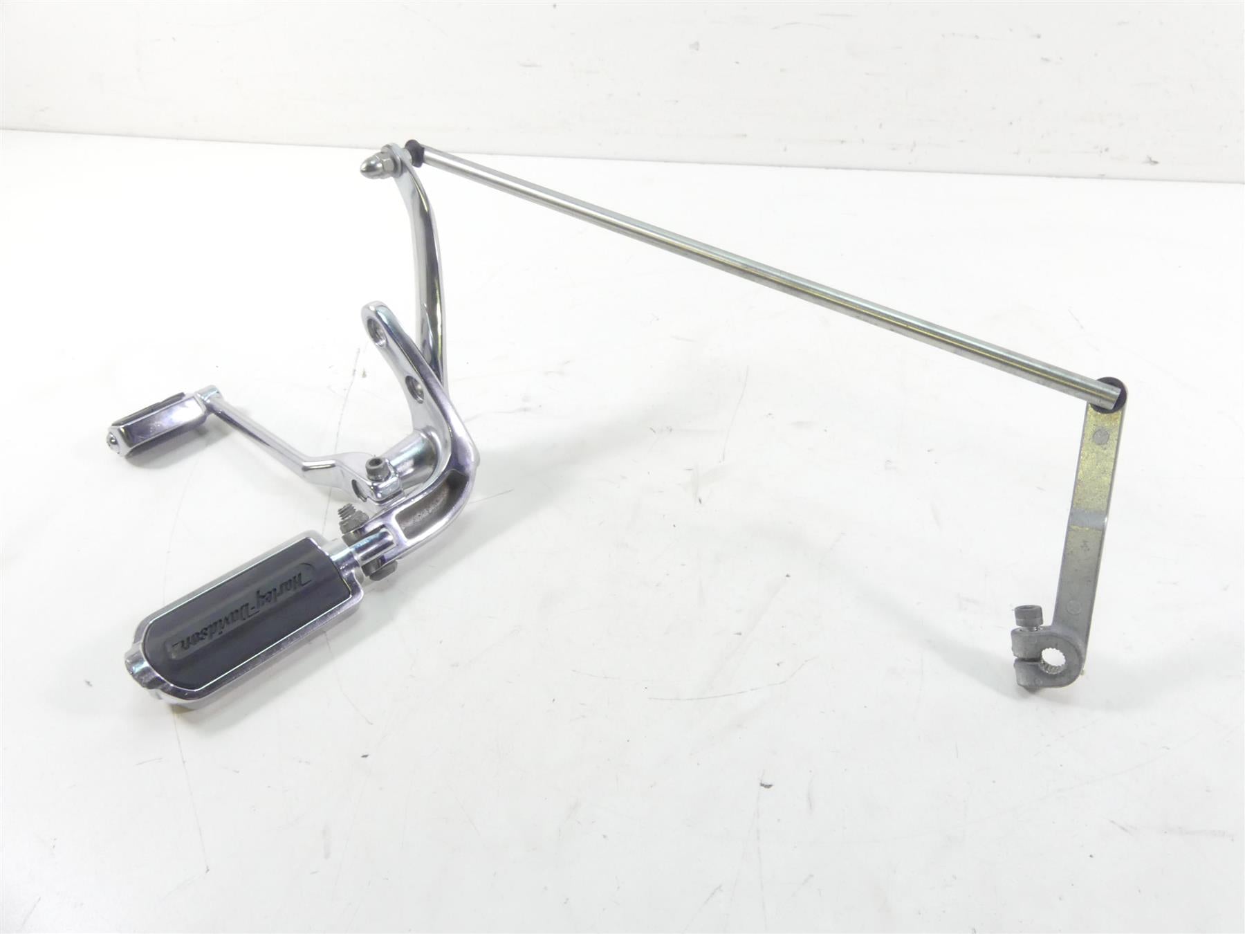 2009 Harley FXDL Dyna Low Rider Left Rider Forward Footpeg & Shifter 33693-03 {{ shop.shopifyCountryName }} - Mototech271