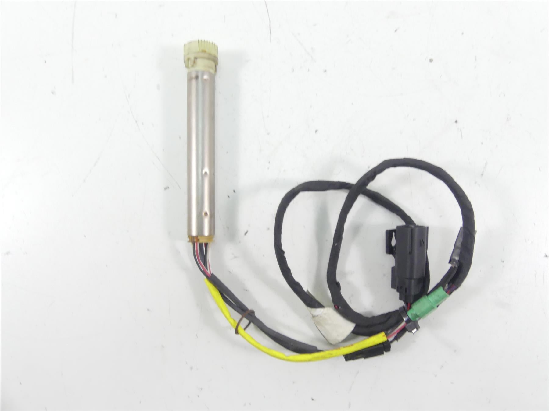 2013 Harley Touring FLHTK Electra Glide Ride By Wire Throttle Sensor 32305-08B {{ shop.shopifyCountryName }} - Mototech271