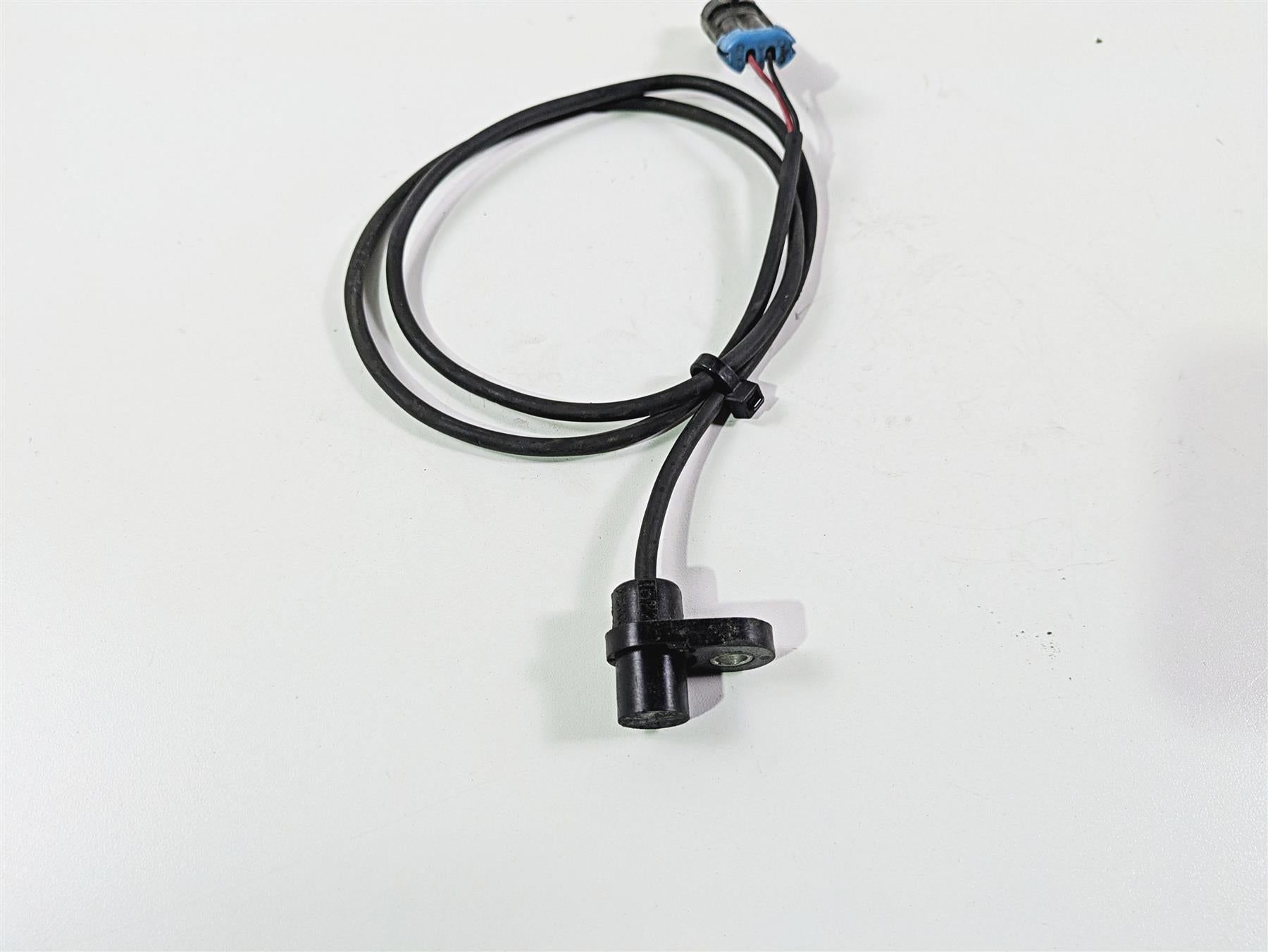 2018 Indian Springfield Dark Horse Front Brake Abs Wheel Sensor - Read 4013251 {{ shop.shopifyCountryName }} - Mototech271