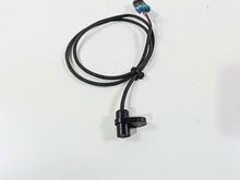 Load image into Gallery viewer, 2018 Indian Springfield Dark Horse Front Brake Abs Wheel Sensor - Read 4013251

